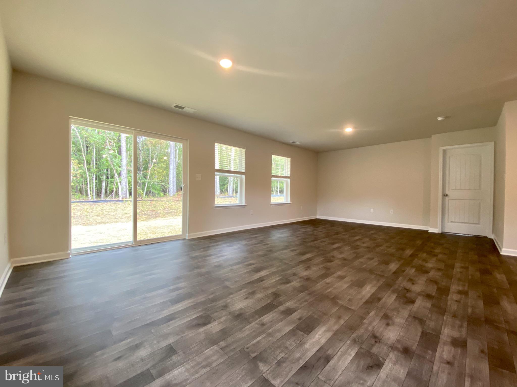 HERITAGE TRACE - Residential