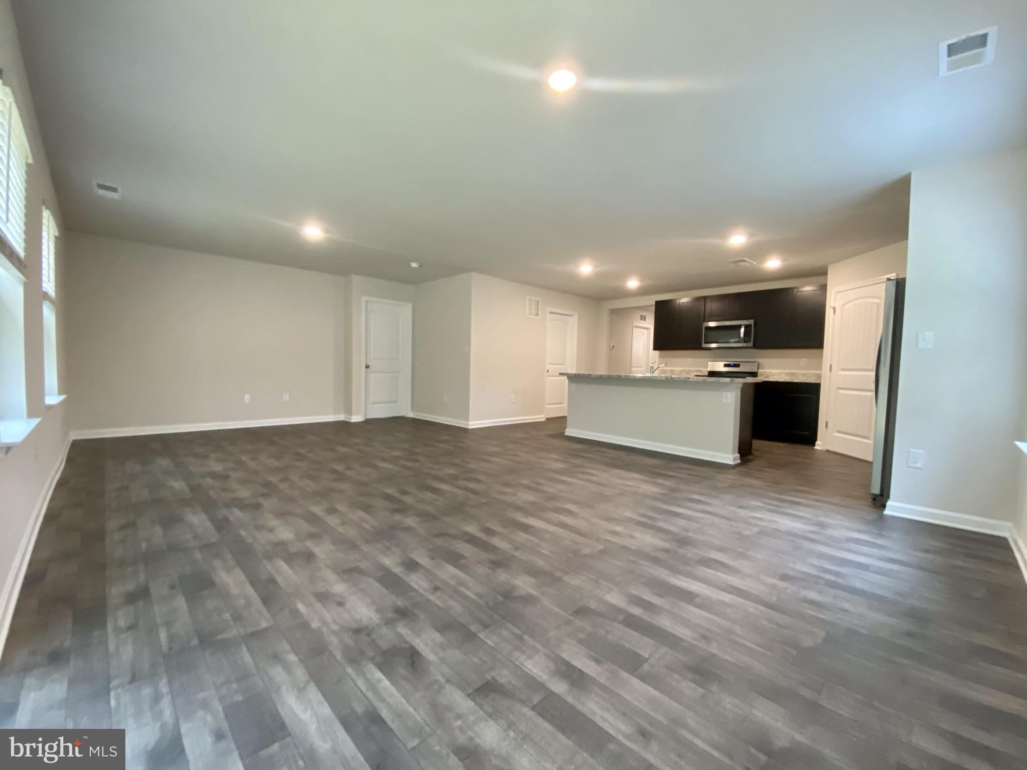 HERITAGE TRACE - Residential