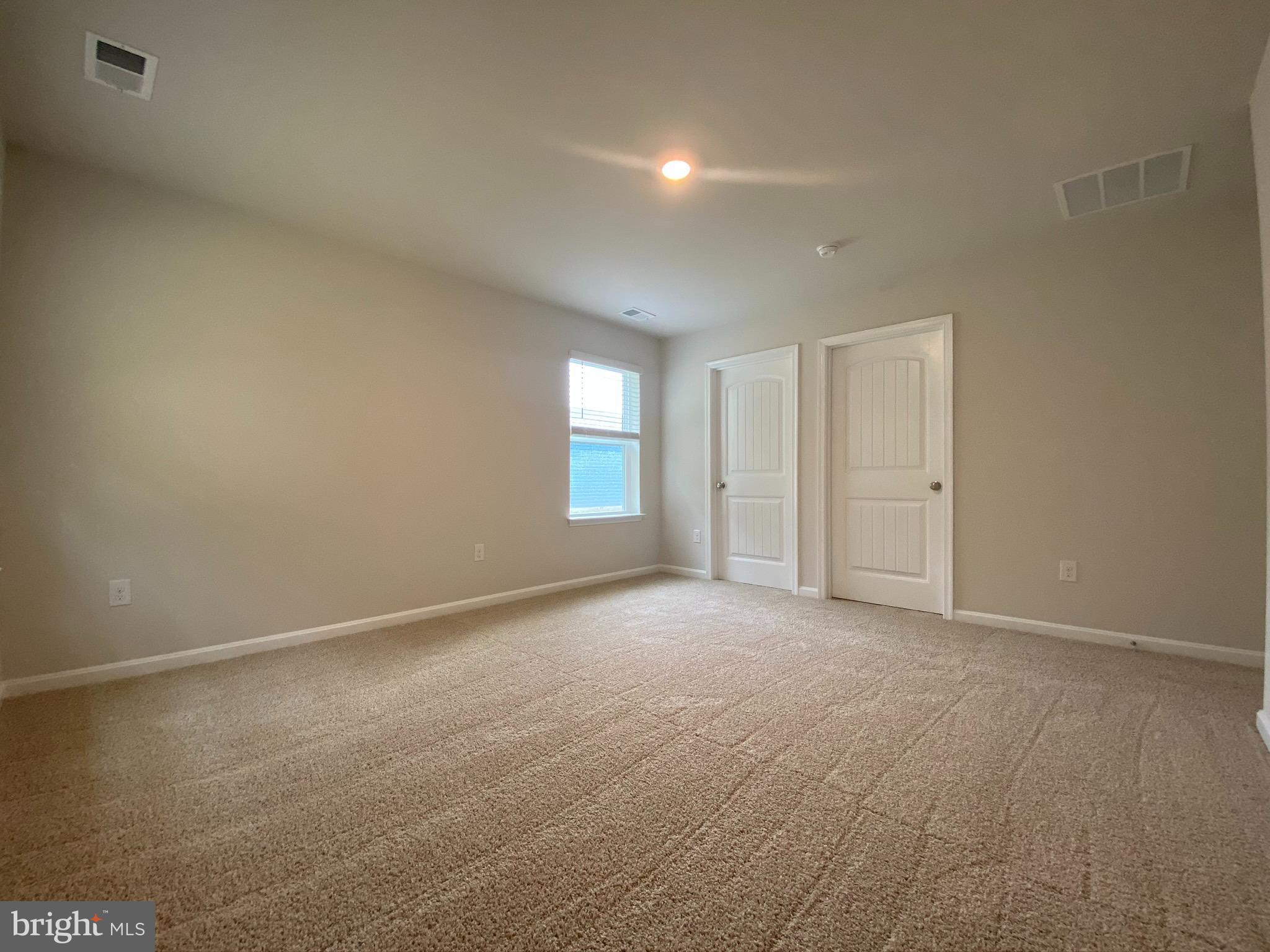 HERITAGE TRACE - Residential