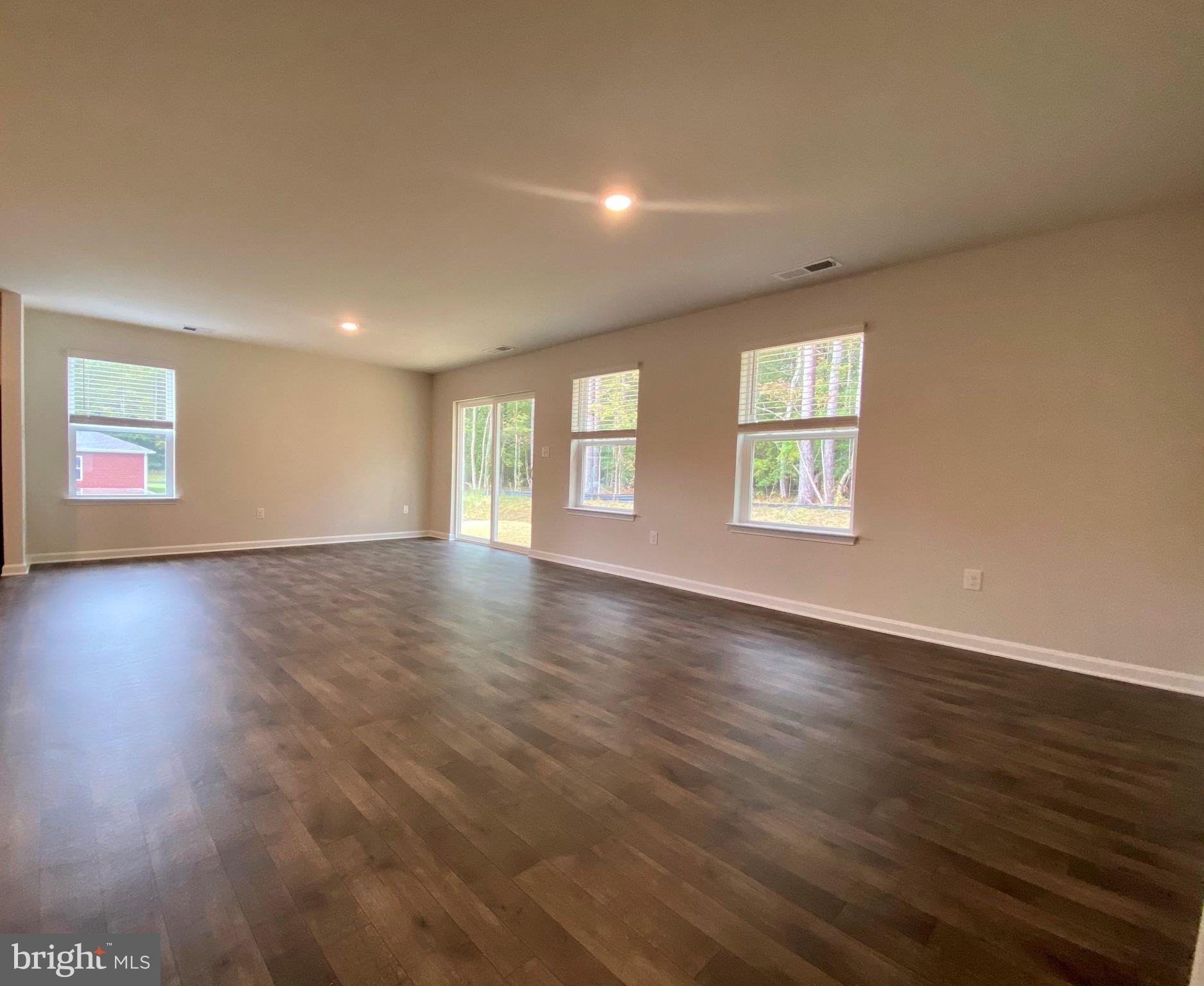 HERITAGE TRACE - Residential