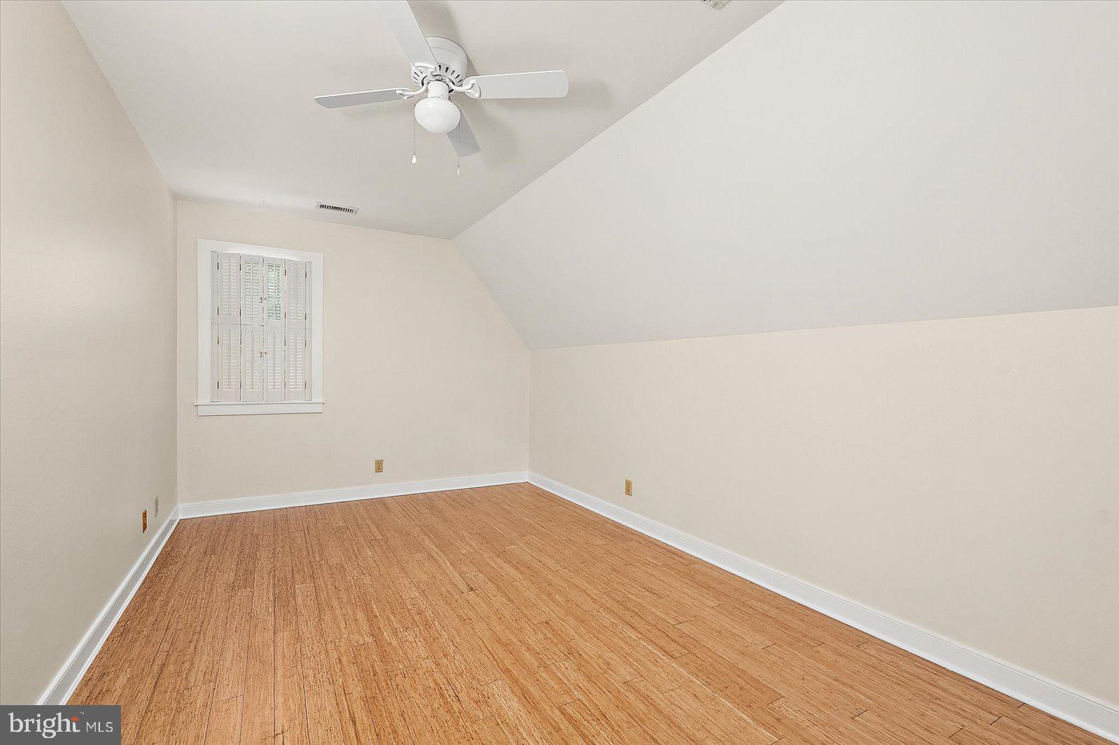 MILLVILLE ACRES - Residential