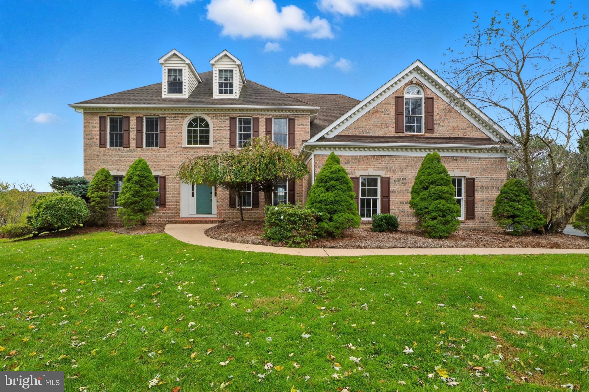 WOODSHIRE VILLAGE - Residential