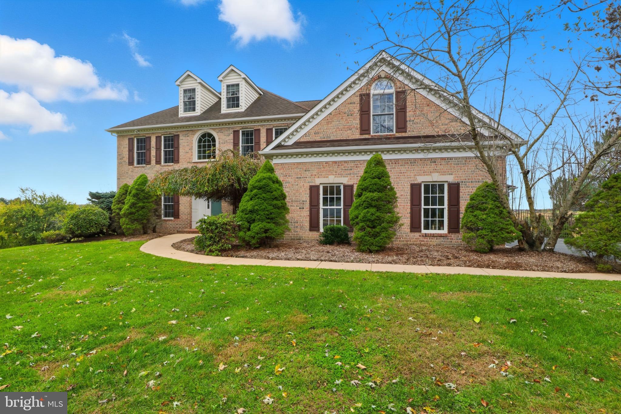WOODSHIRE VILLAGE - Residential