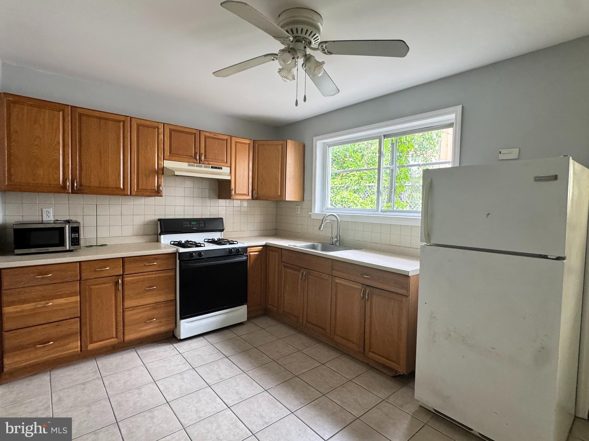 PORT RICHMOND - Residential
