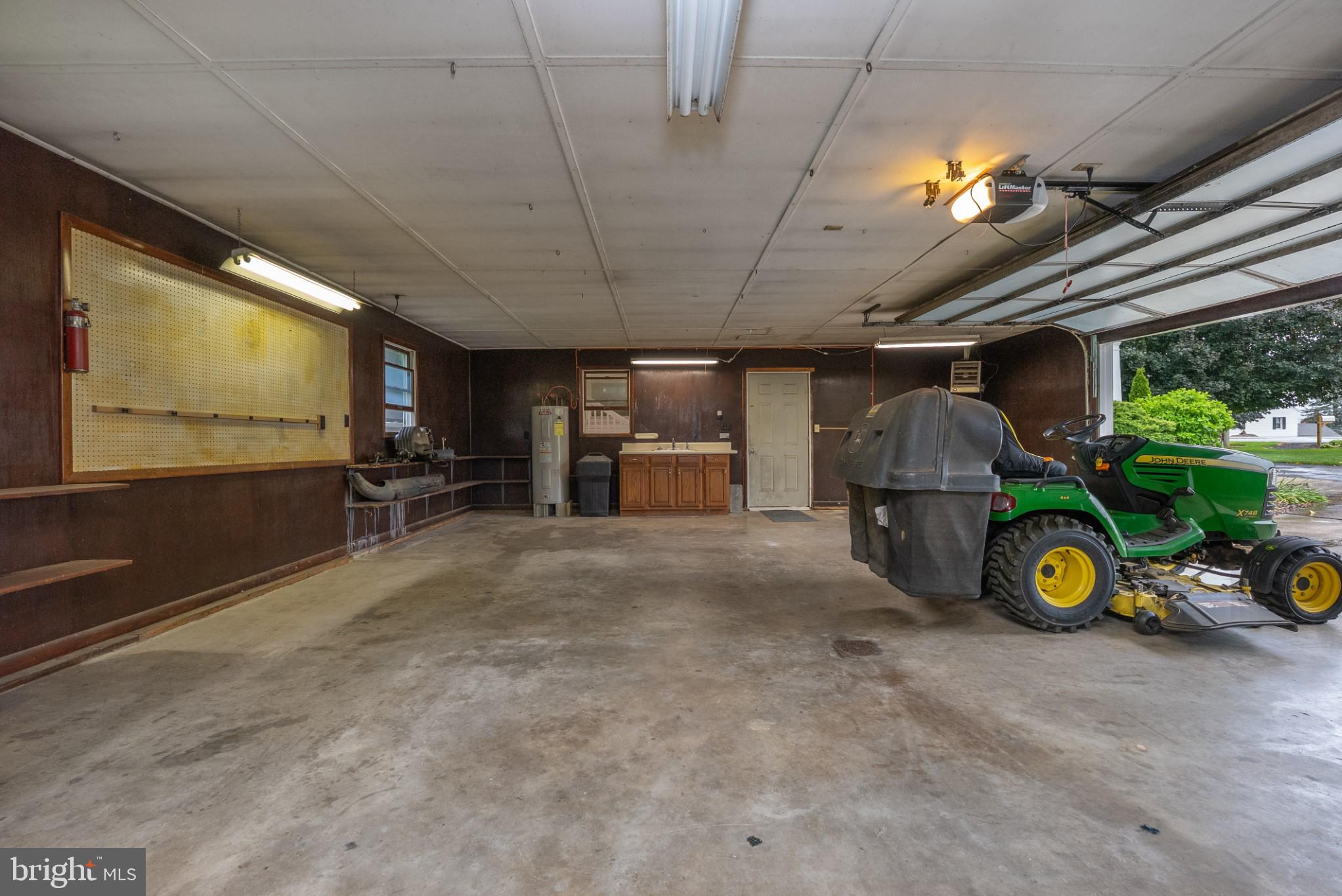 SOUTHAMPTON/FRANKLIN CO. - Residential