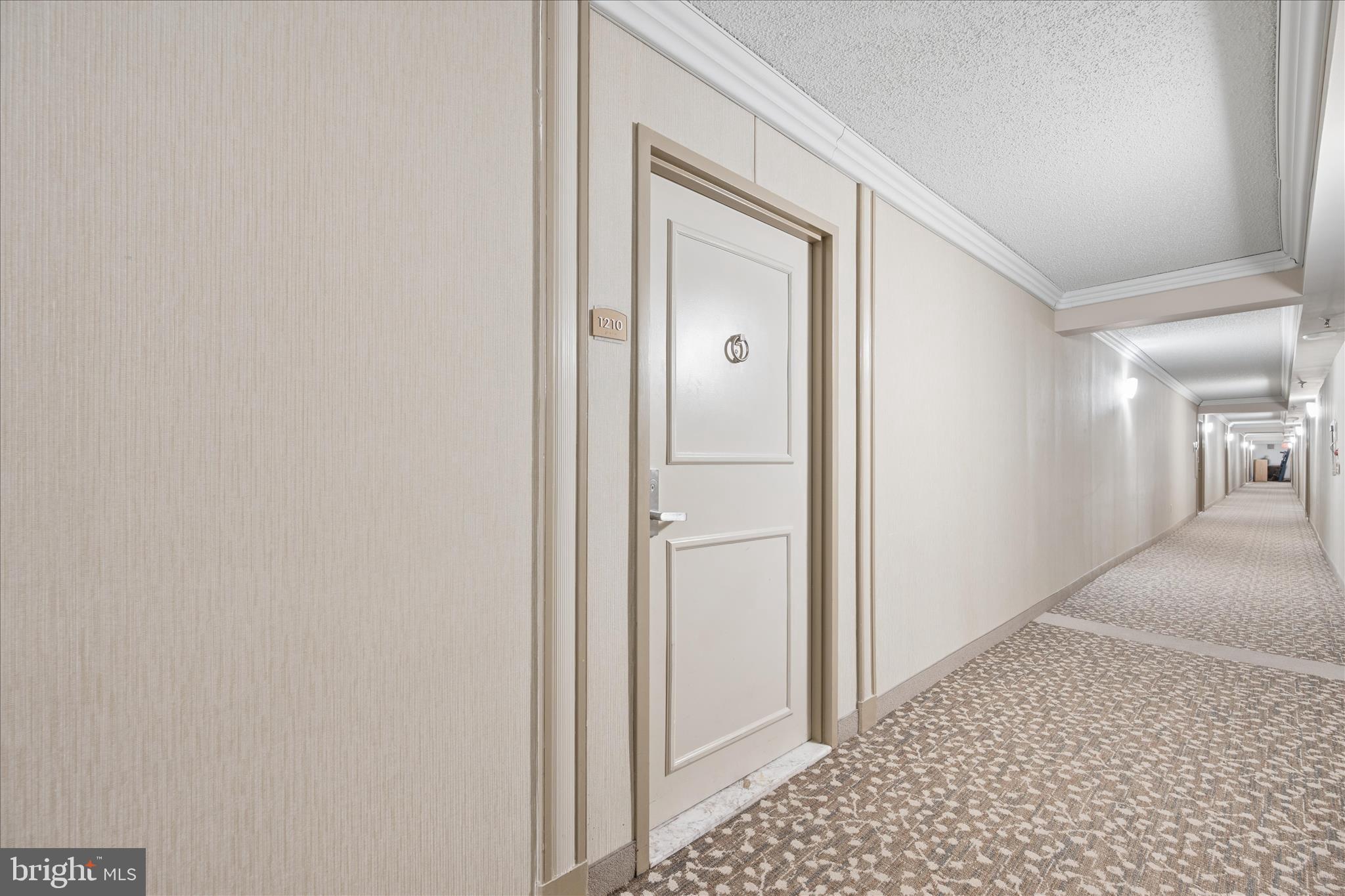 CHELSEA TOWERS - Residential