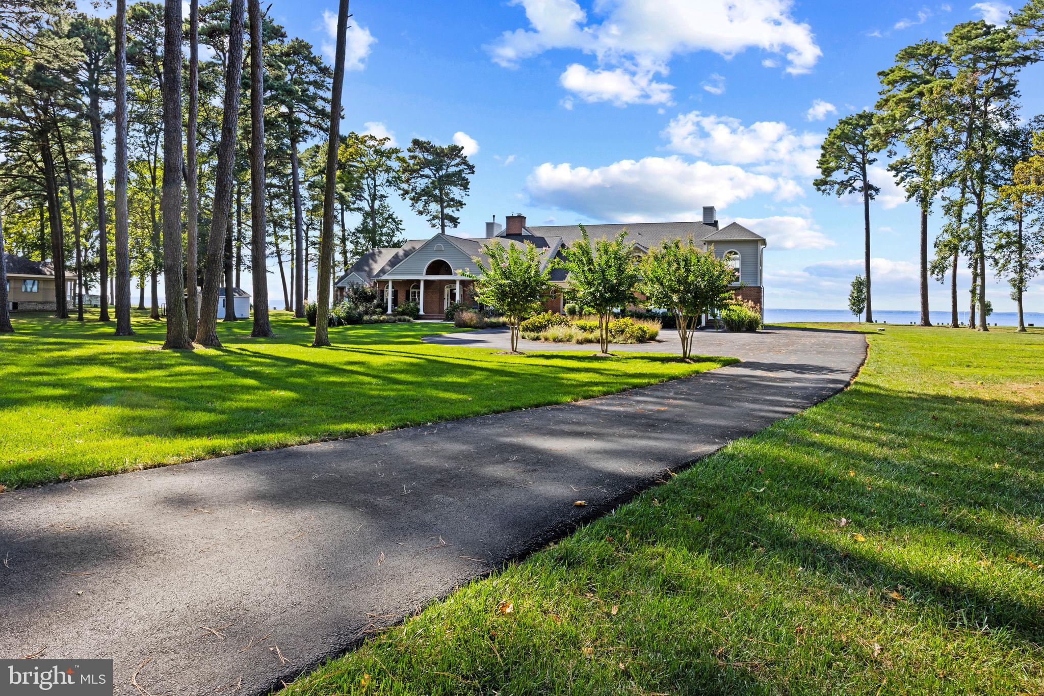 BLOODY POINT FARM - Residential