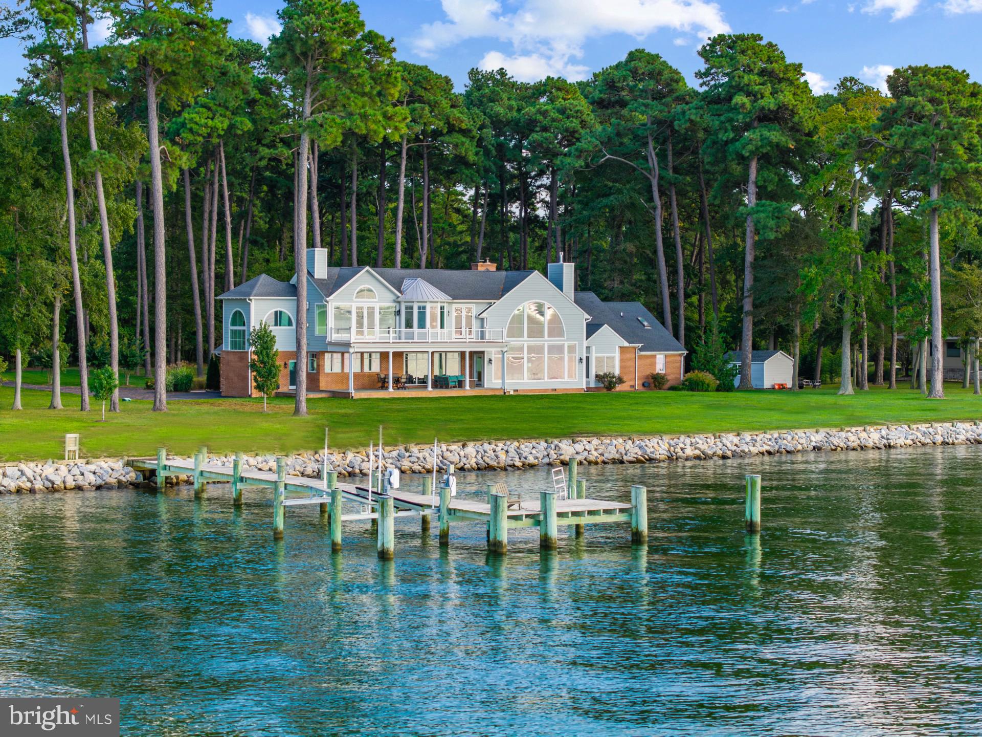 BLOODY POINT FARM - Residential