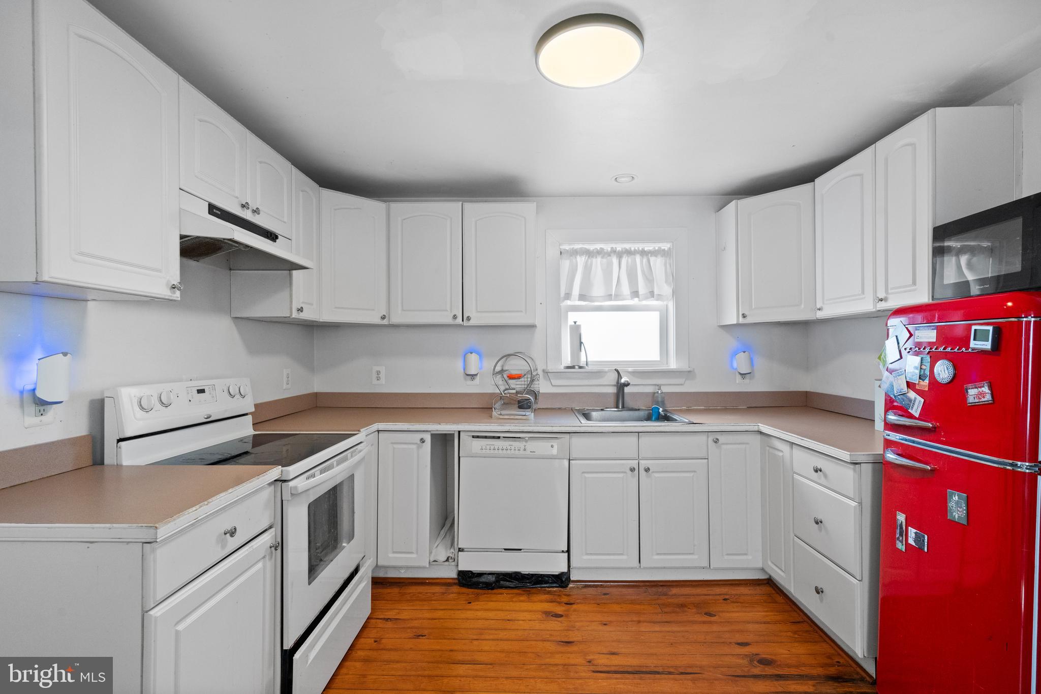 FALMOUTH - Residential