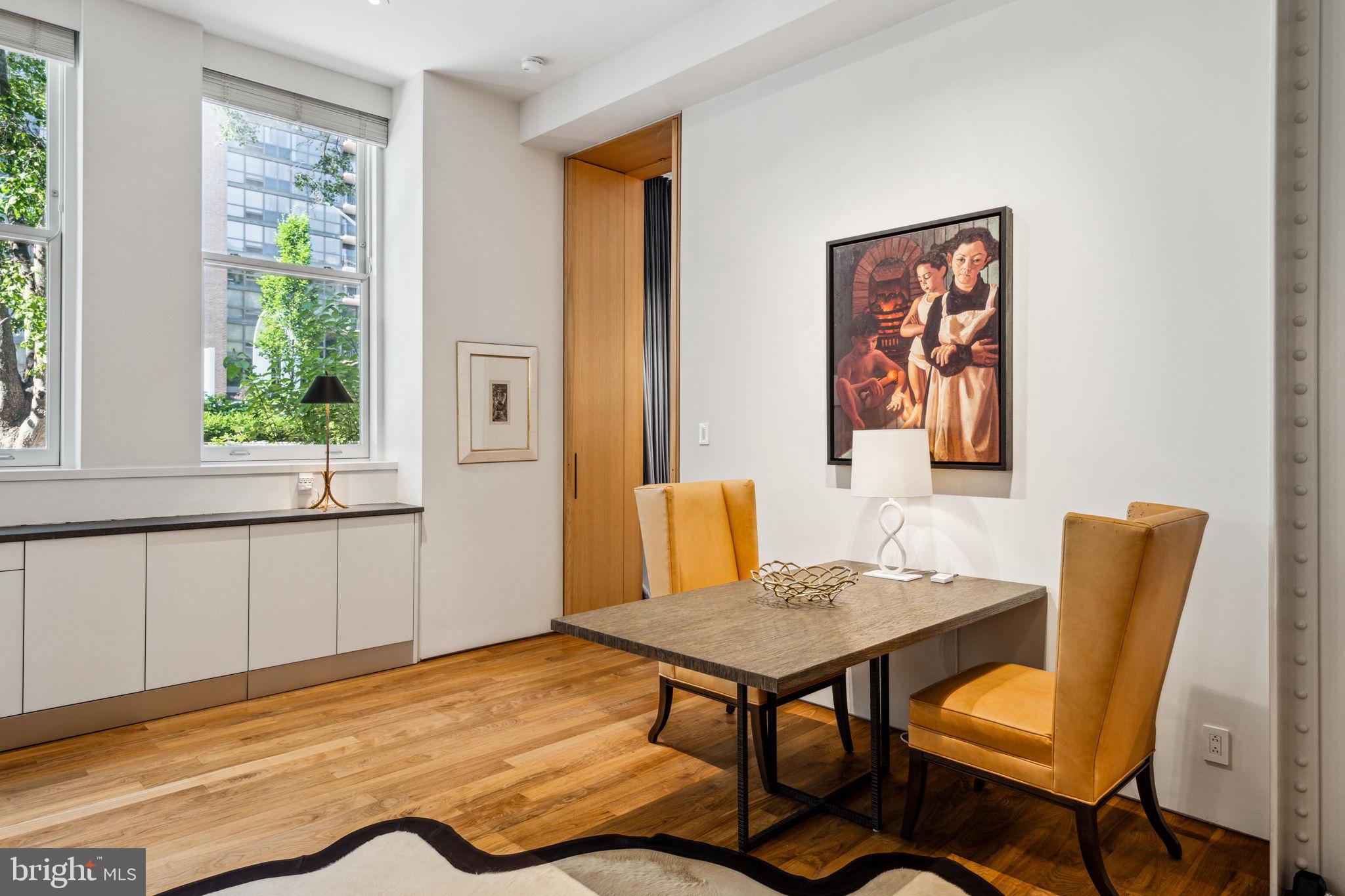 SOCIETY HILL - Residential