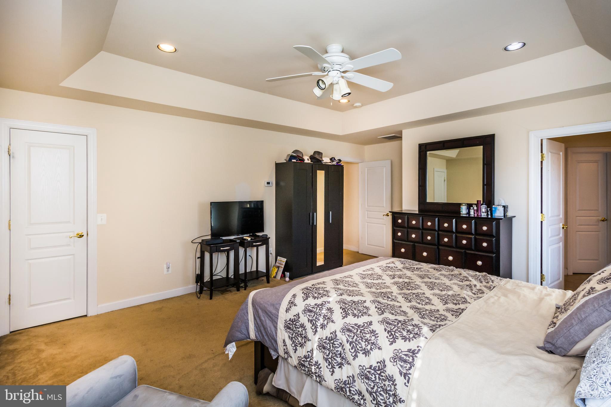 OWINGS MILLS - Residential