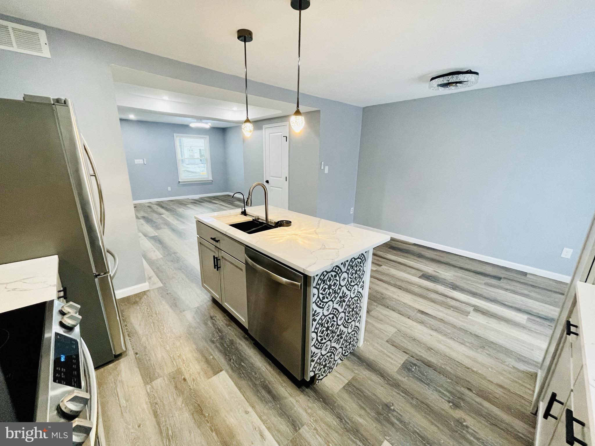 ROSEDALE - Residential