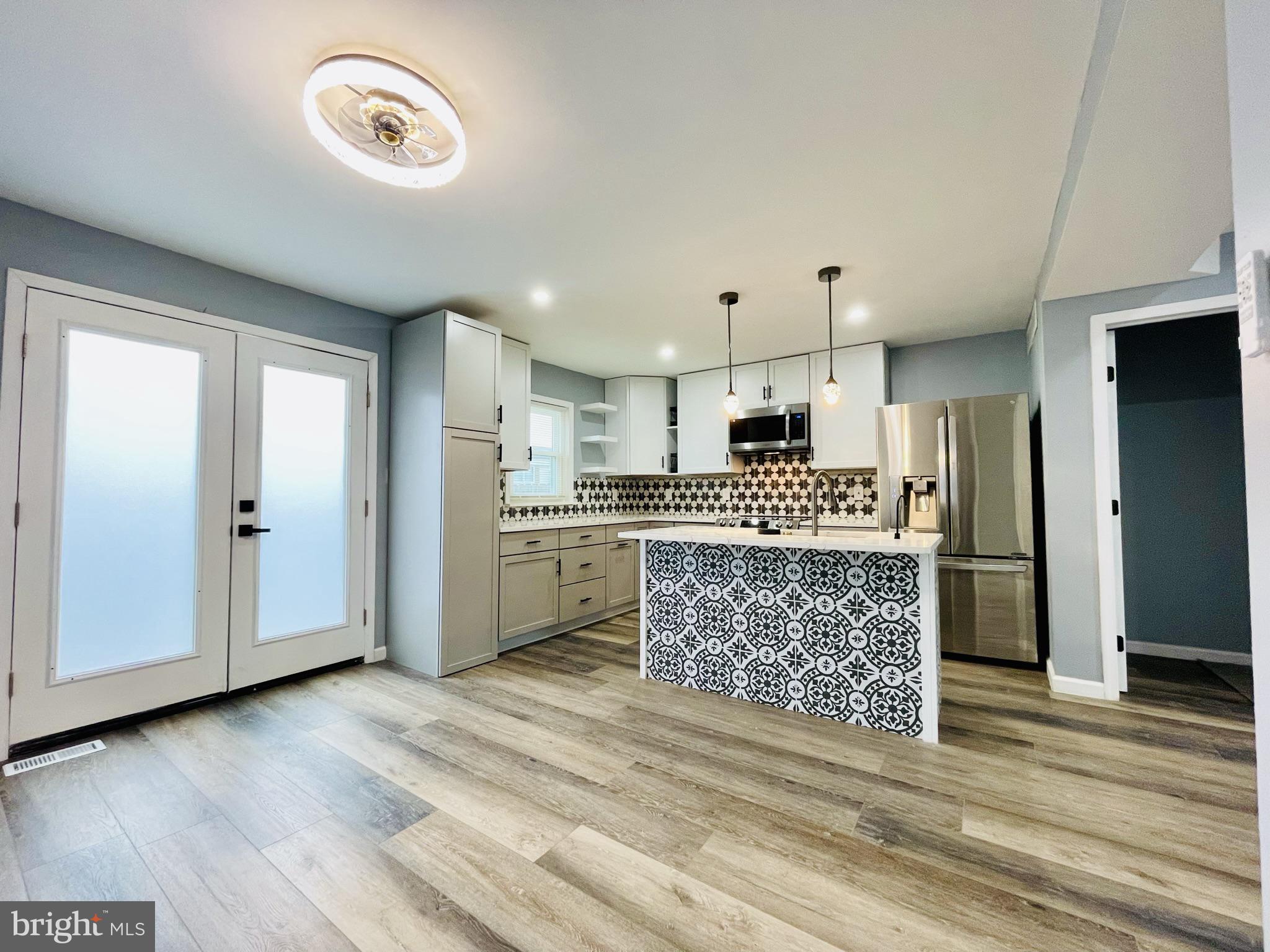 ROSEDALE - Residential