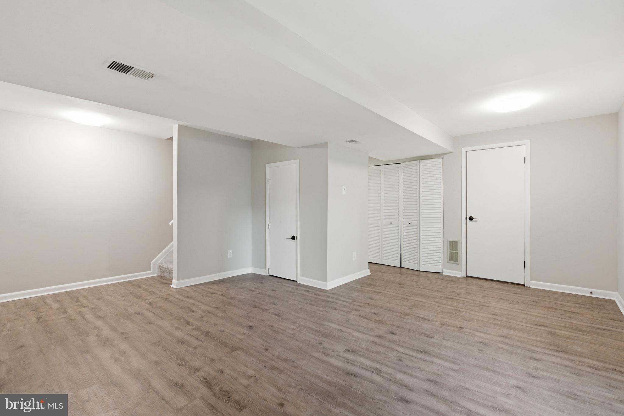 DONCASTER VILLAGE - Residential