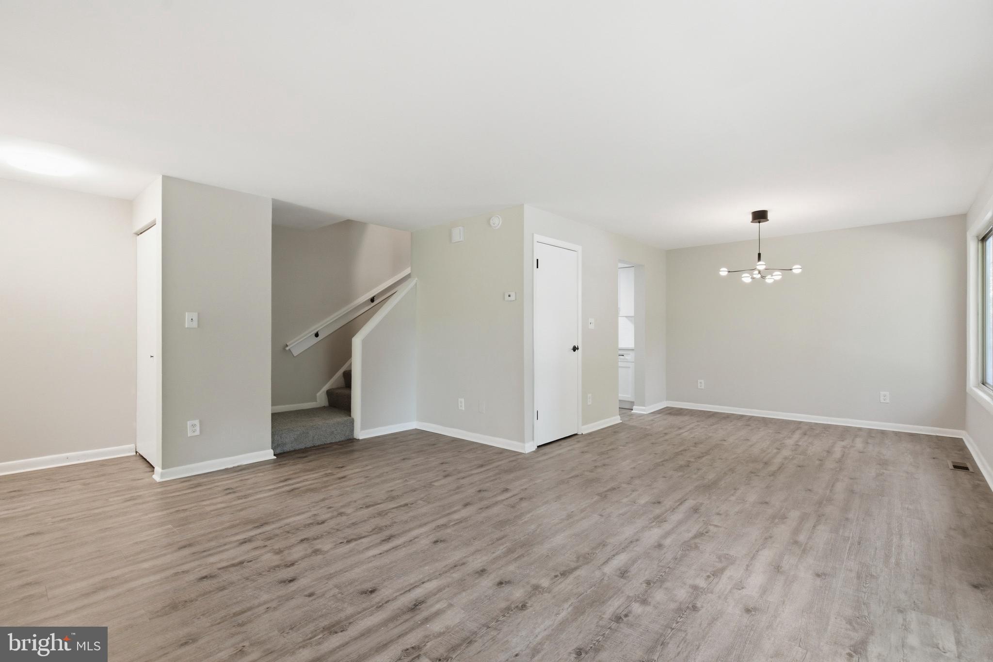 DONCASTER VILLAGE - Residential