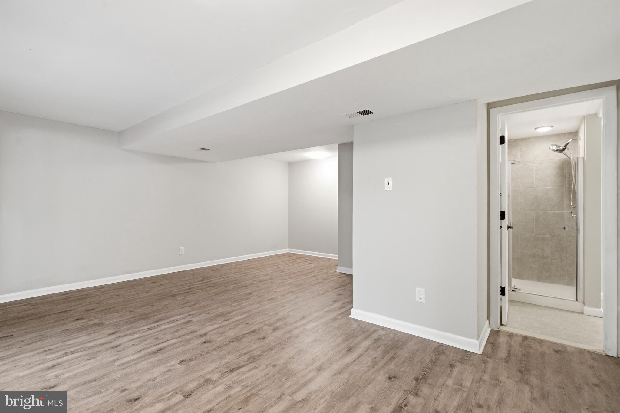 DONCASTER VILLAGE - Residential