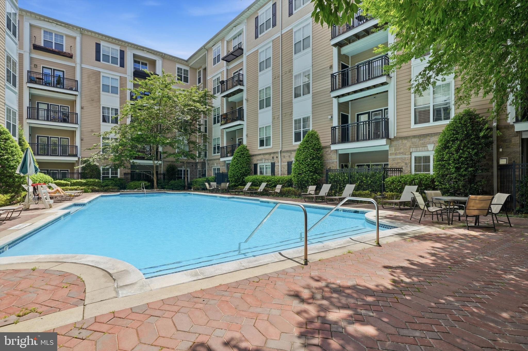 THE FITZ - Residential