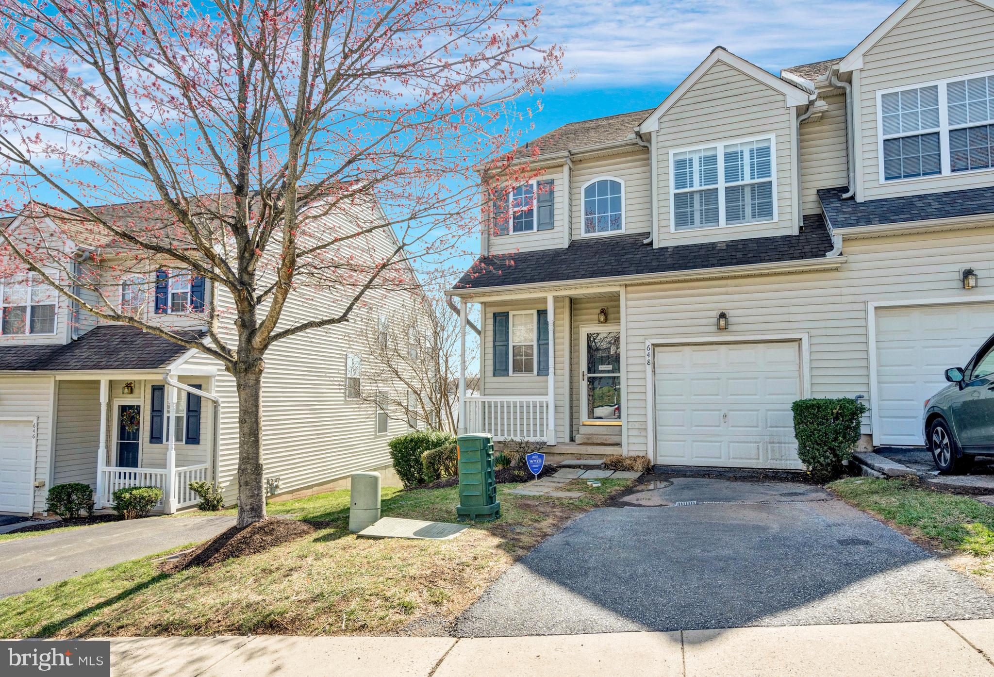 FRENCH CREEK TOWNH - Residential