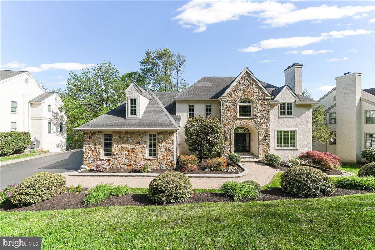 RUNNYMEADE FARMS - Residential