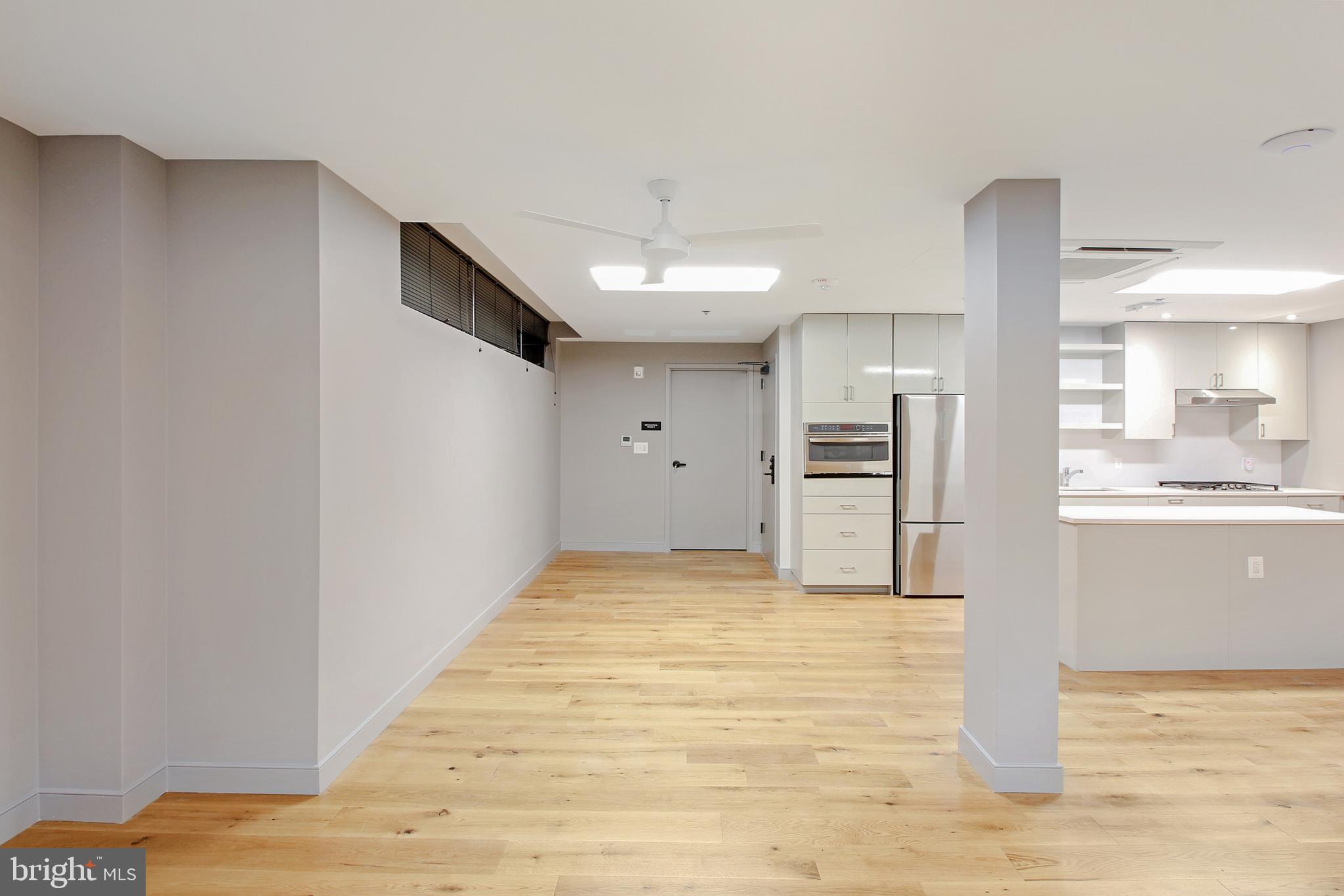MT VERNON SQUARE - Commercial Sale