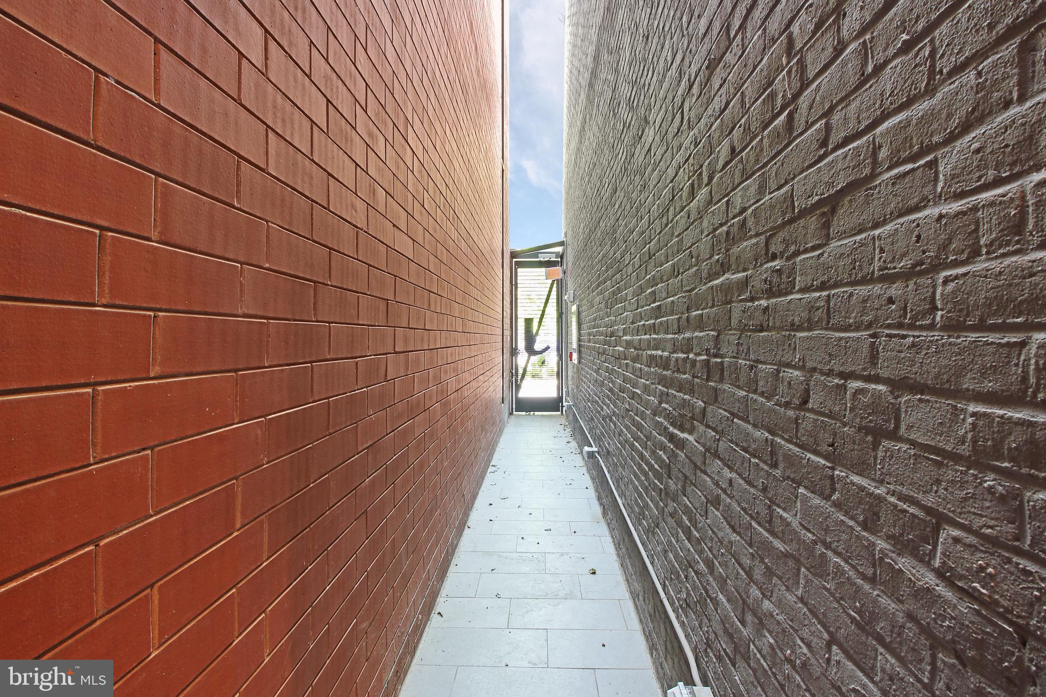 MT VERNON SQUARE - Commercial Sale
