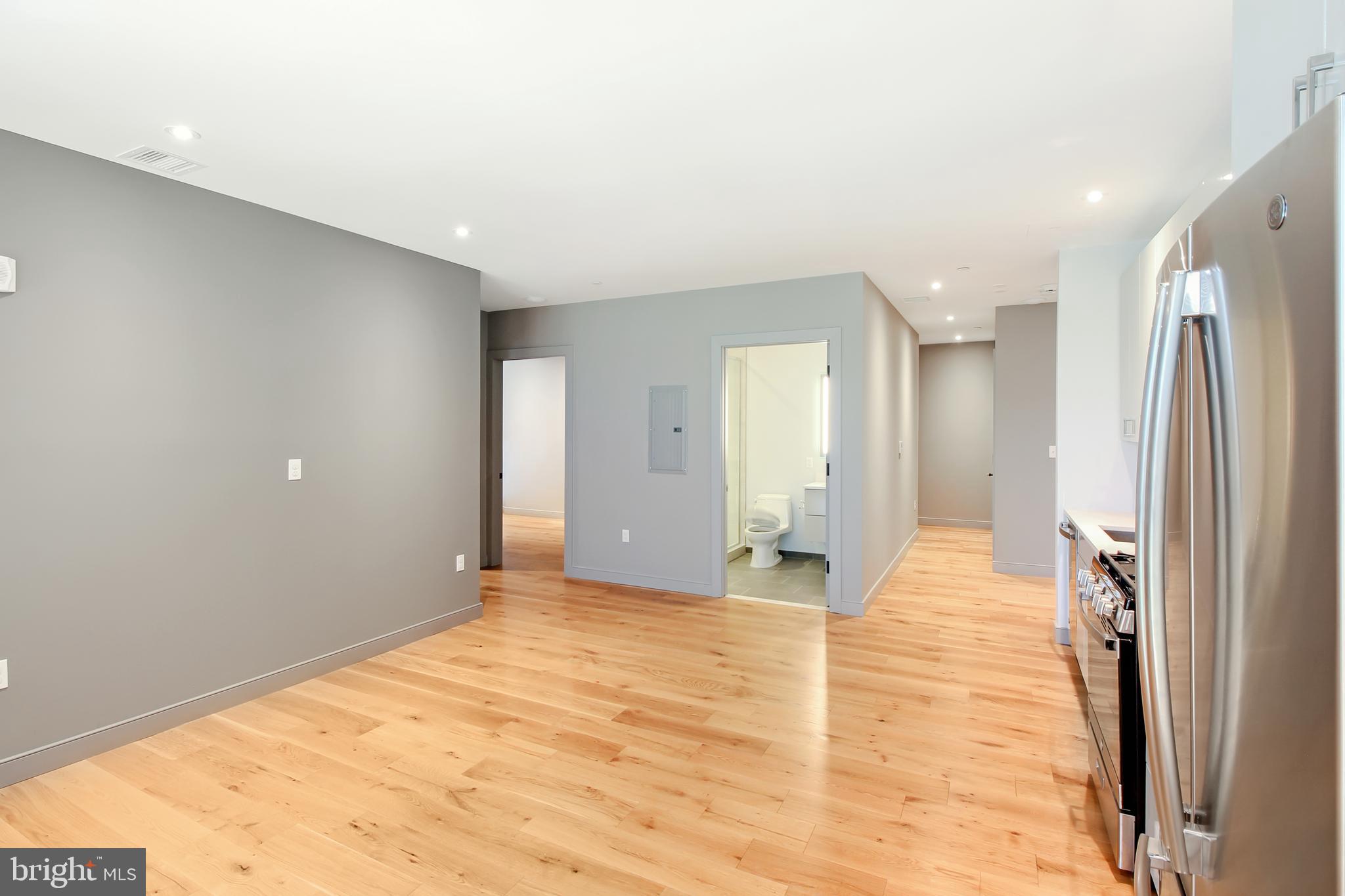 MT VERNON SQUARE - Commercial Sale