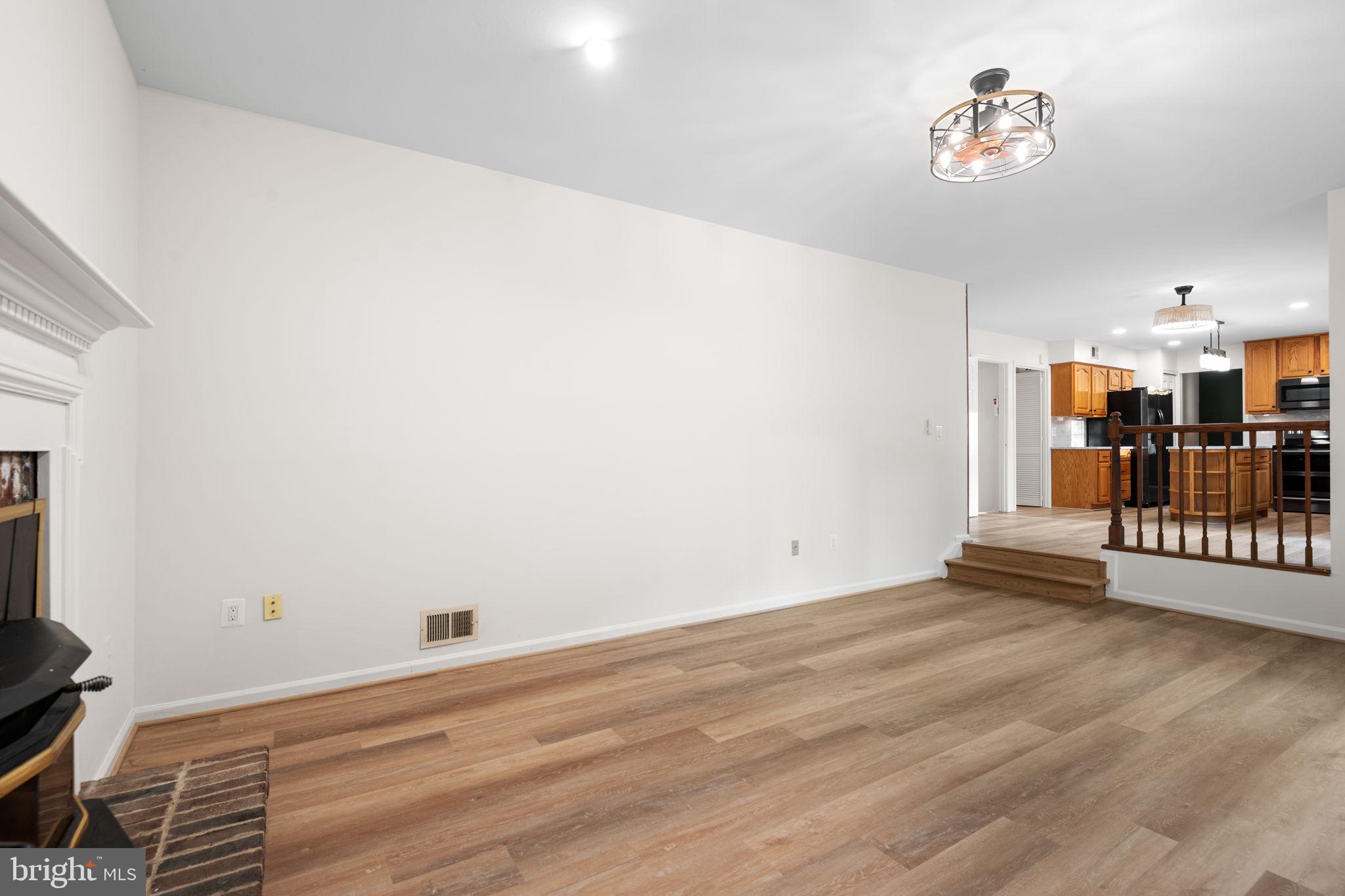 SENECA WHETSTONE - Residential
