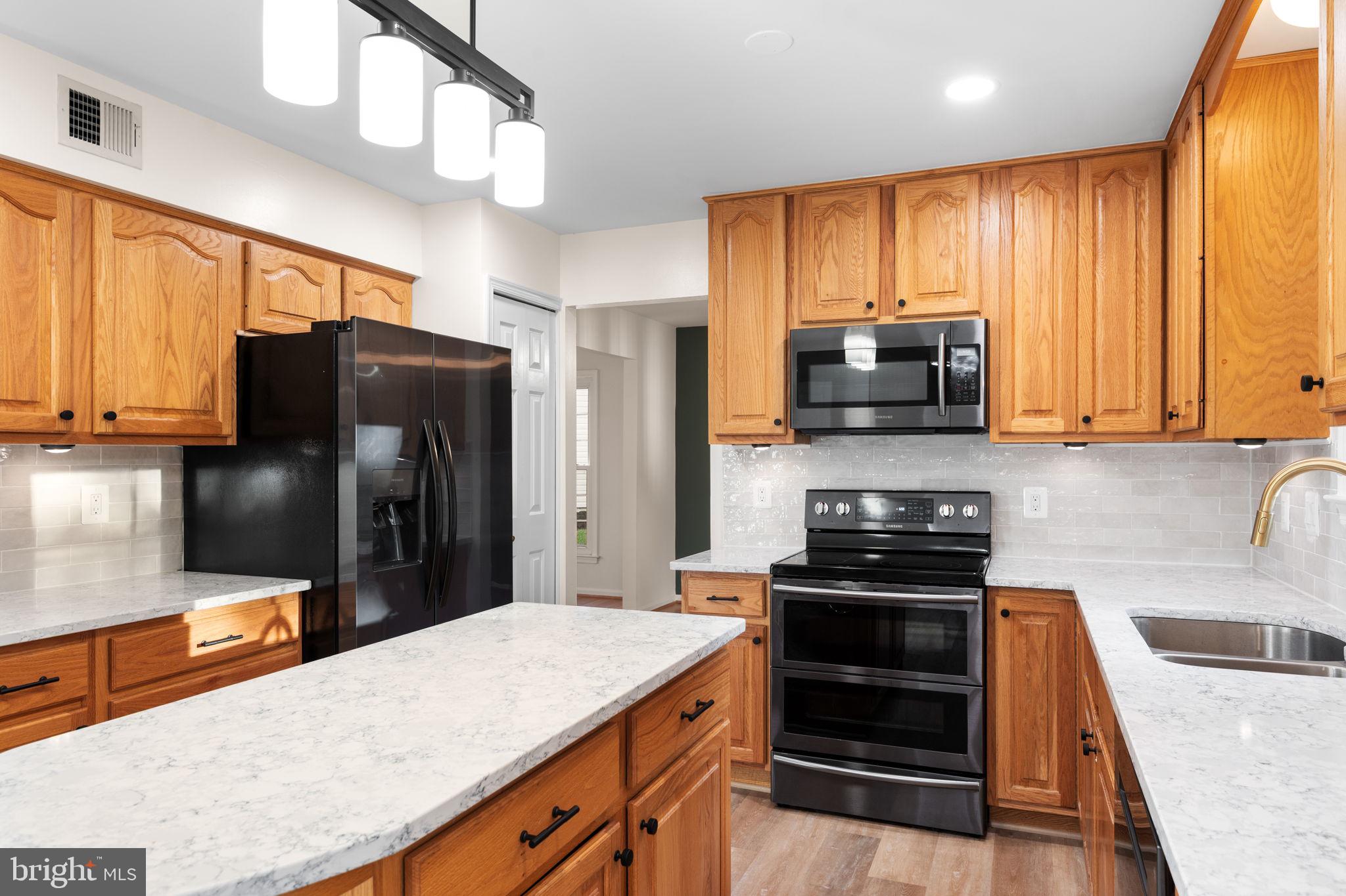 SENECA WHETSTONE - Residential