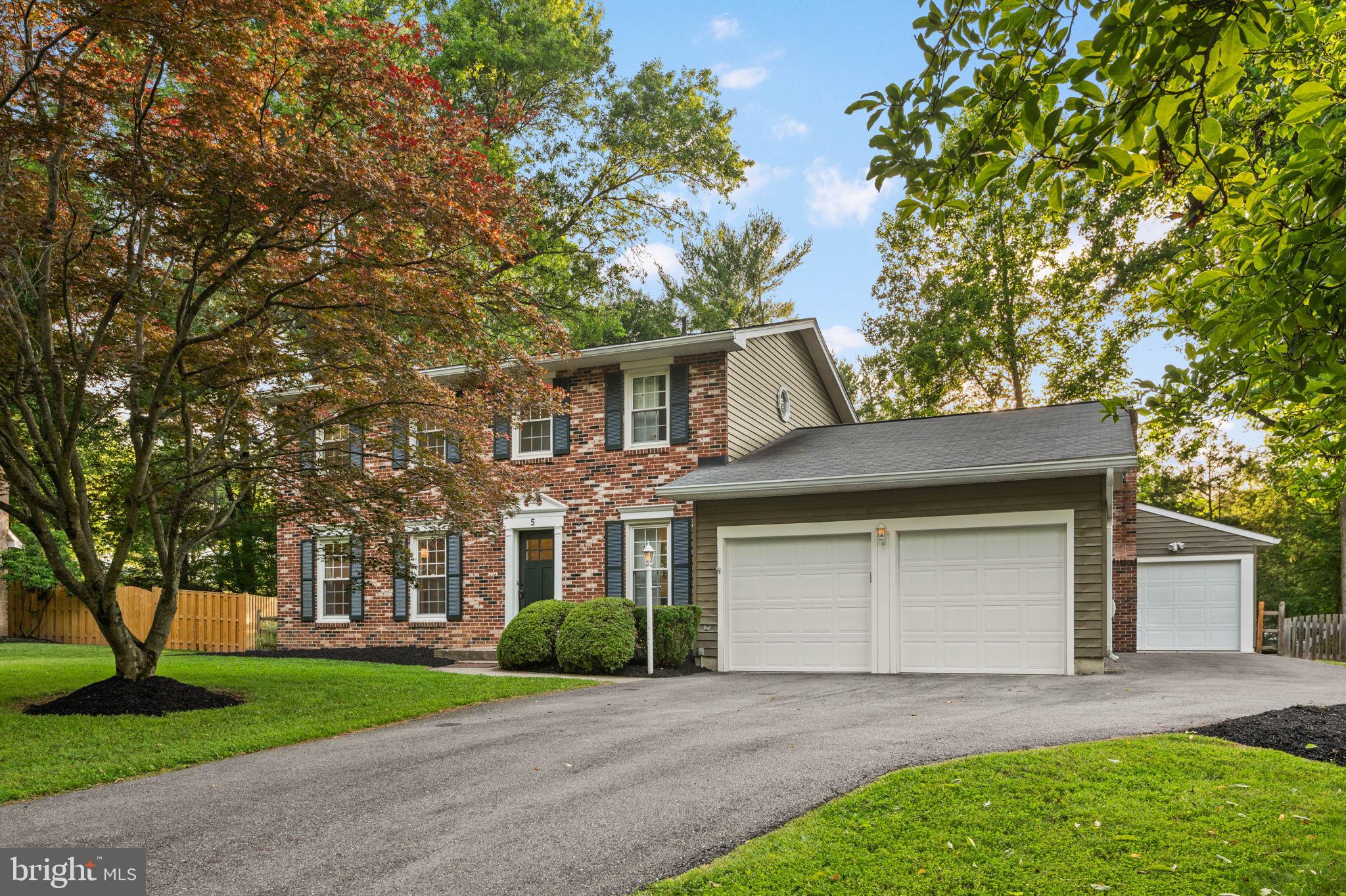 SENECA WHETSTONE - Residential