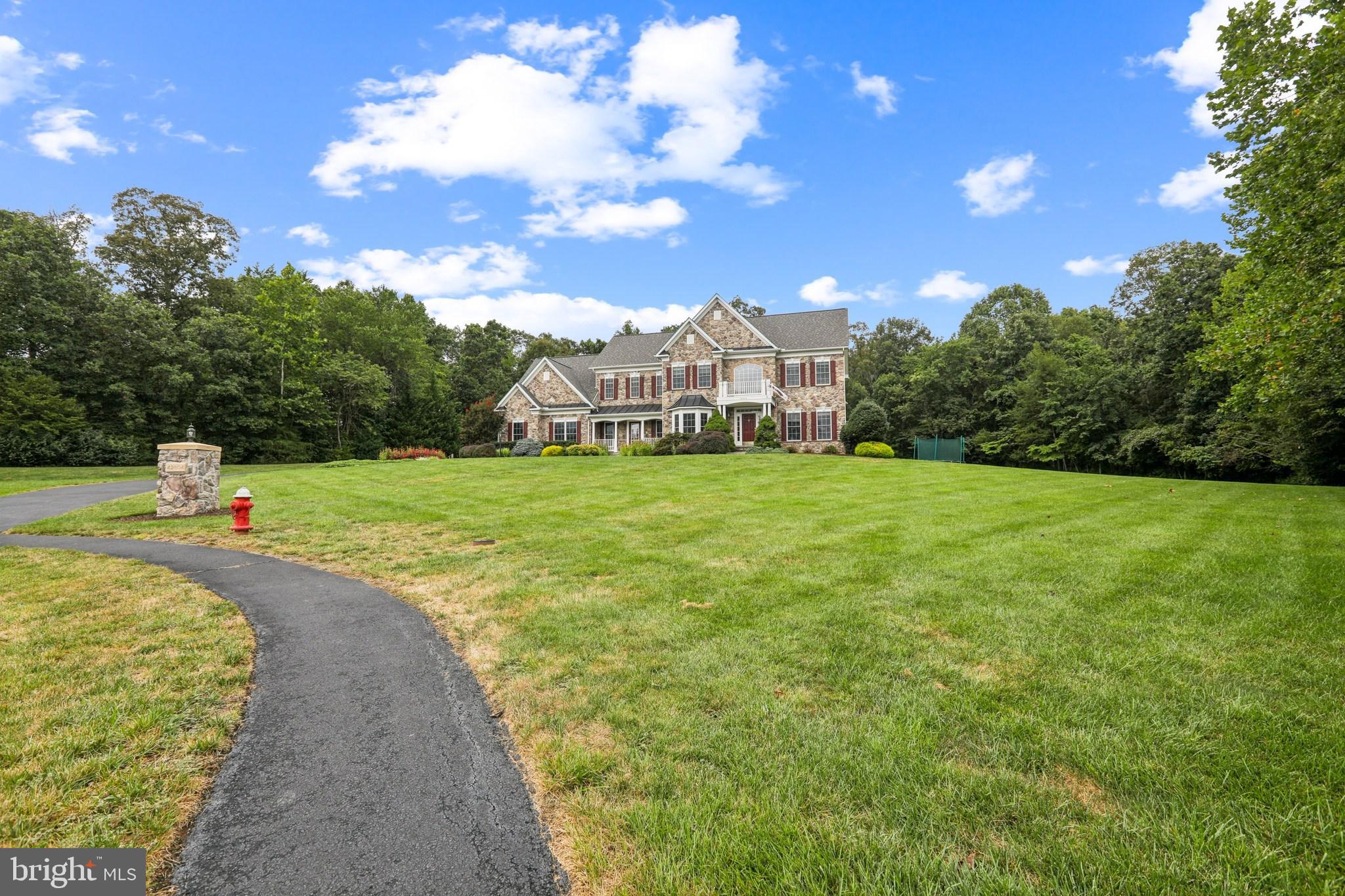 CEDAR CREST - Residential