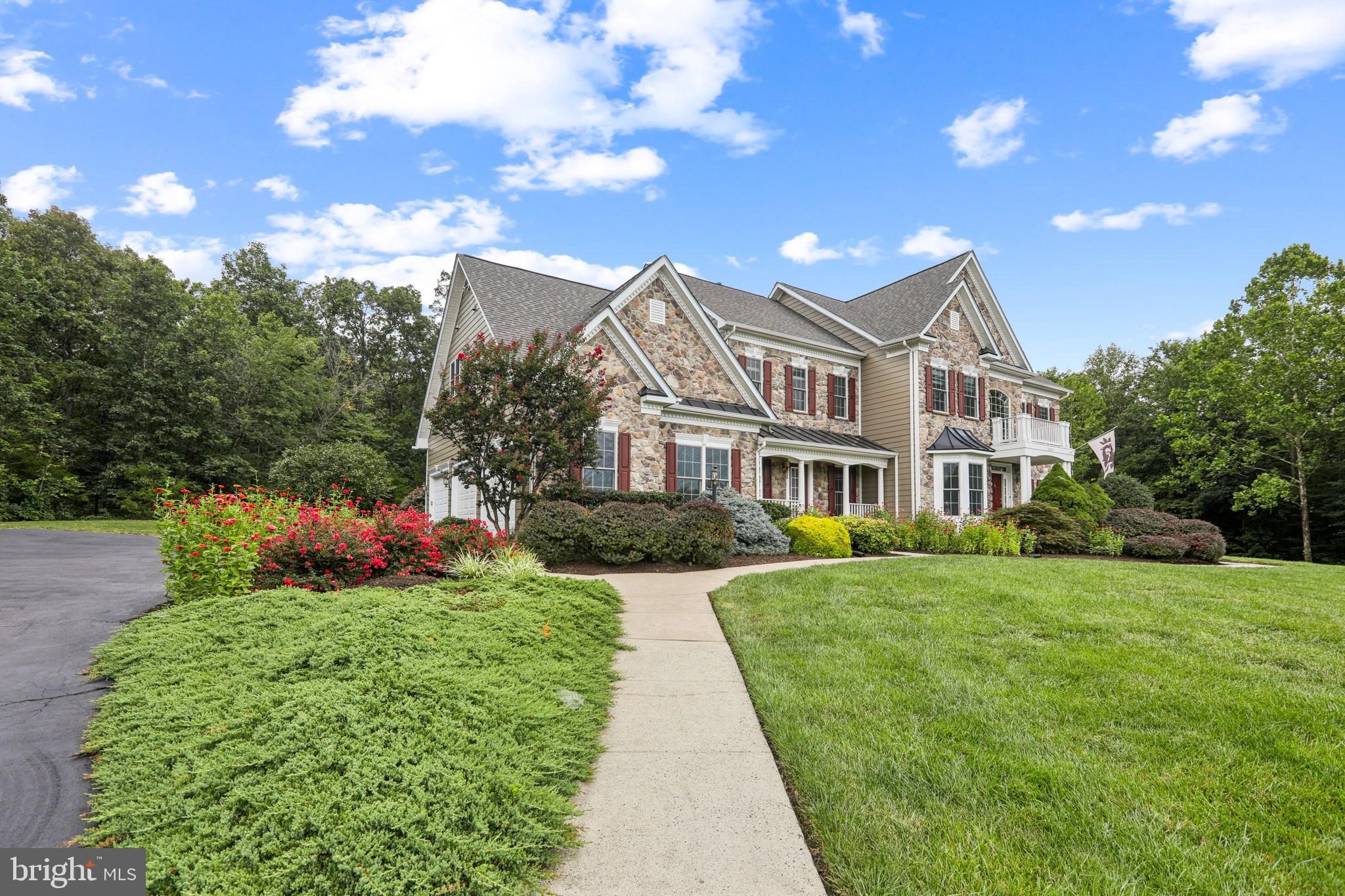 CEDAR CREST - Residential