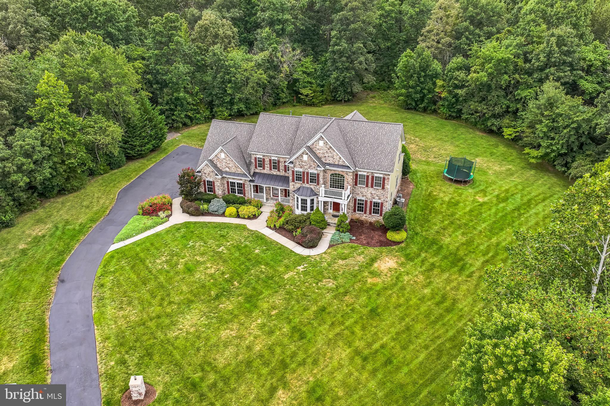 CEDAR CREST - Residential