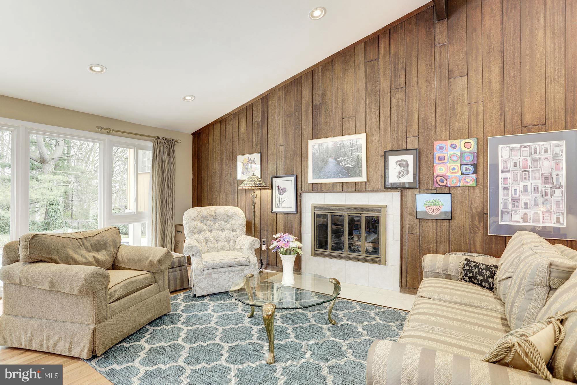 LAKE NORMANDY ESTATES - Residential