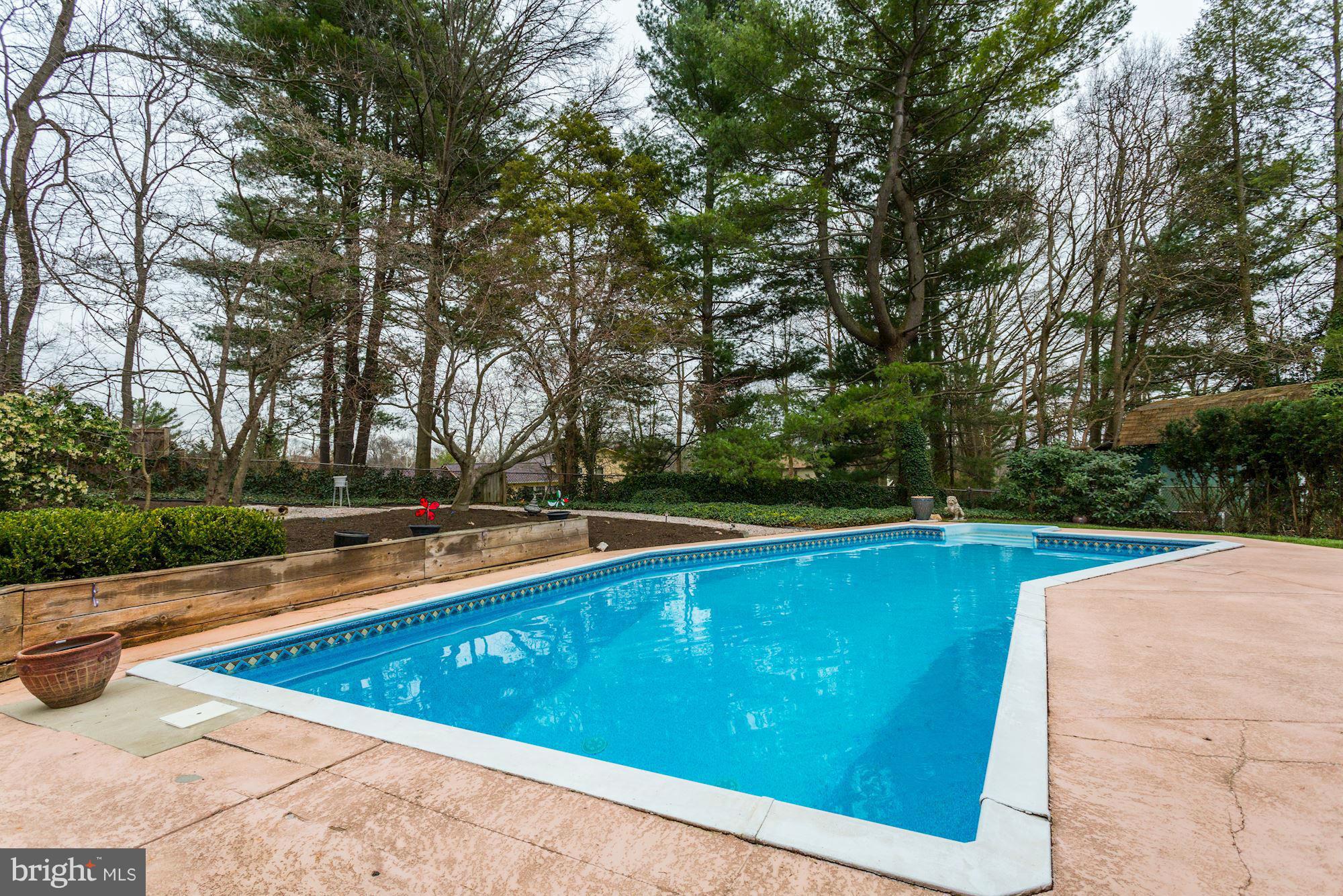 LAKE NORMANDY ESTATES - Residential