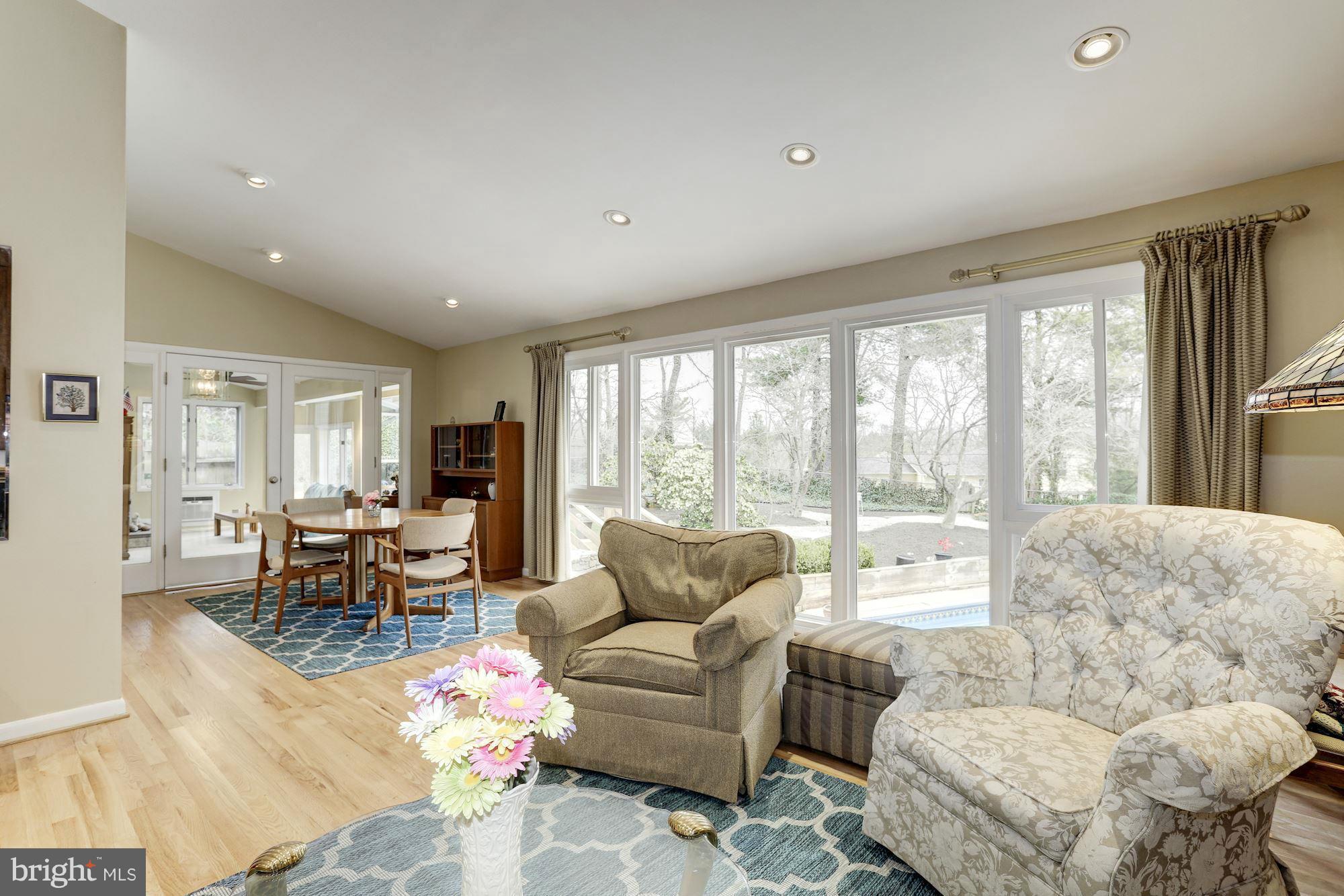 LAKE NORMANDY ESTATES - Residential