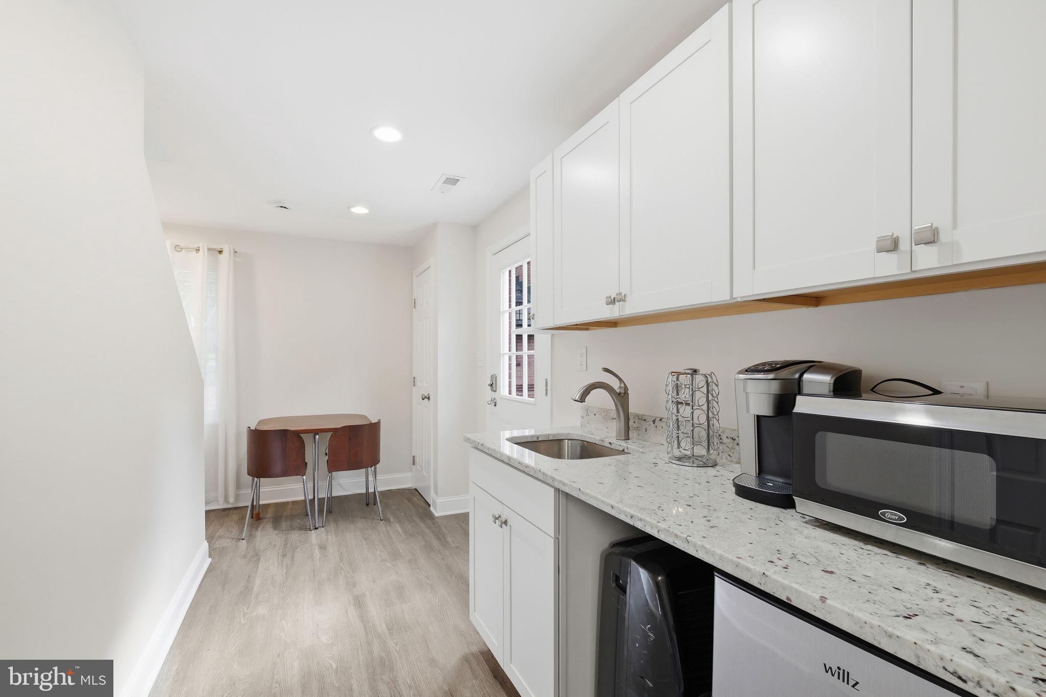 KENTLANDS GATEHOUSE - Residential
