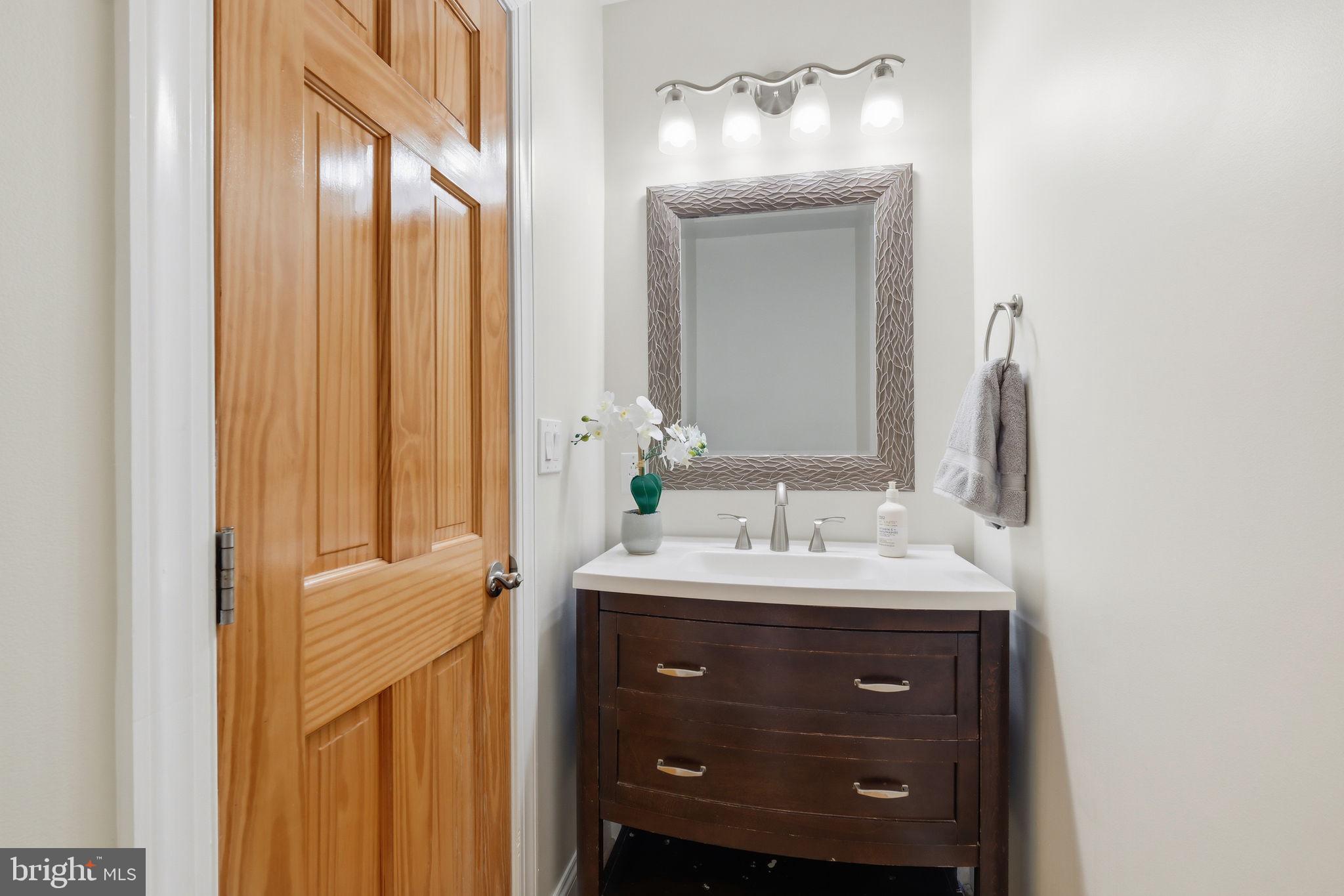 KENTLANDS GATEHOUSE - Residential