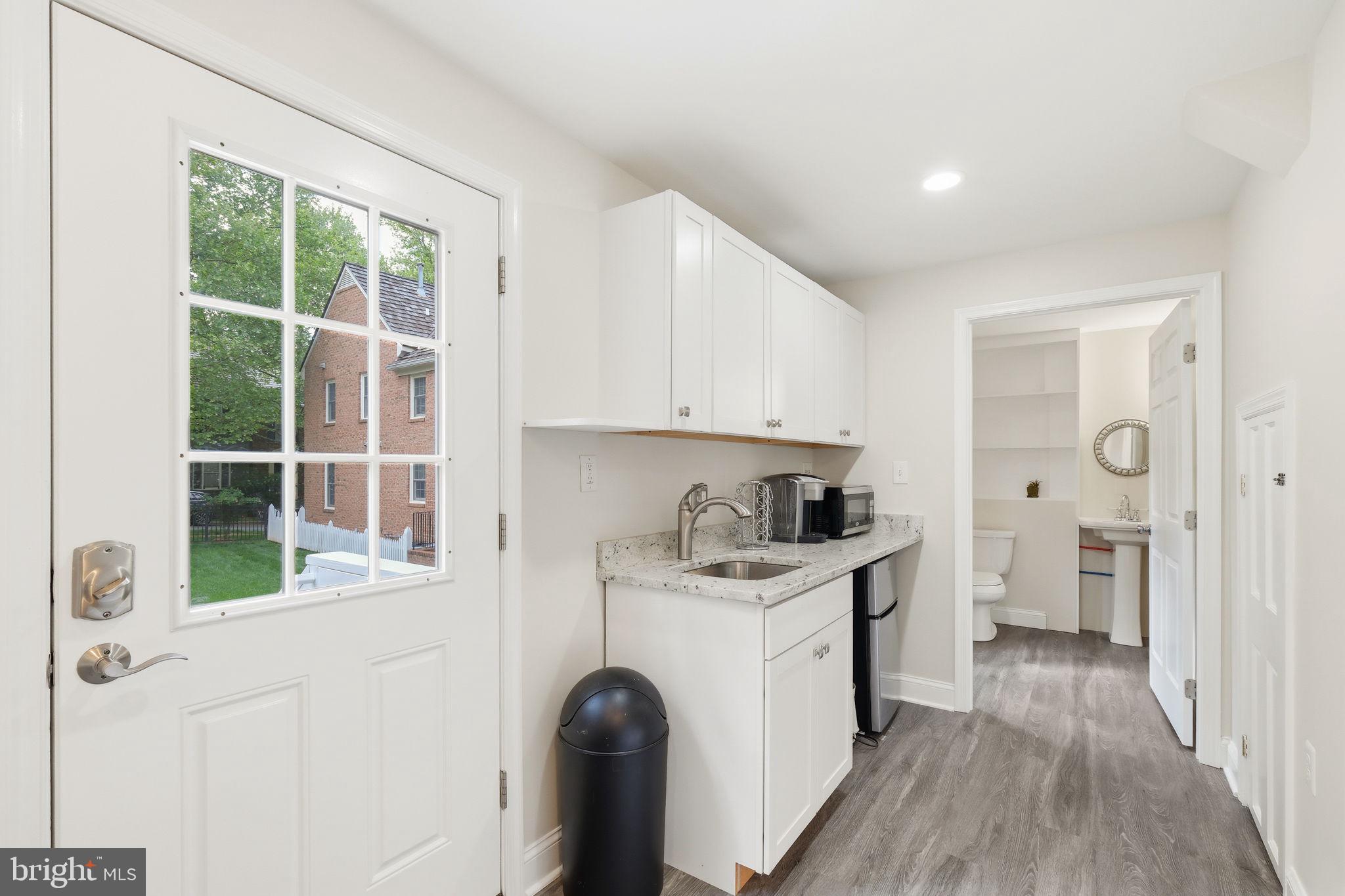 KENTLANDS GATEHOUSE - Residential