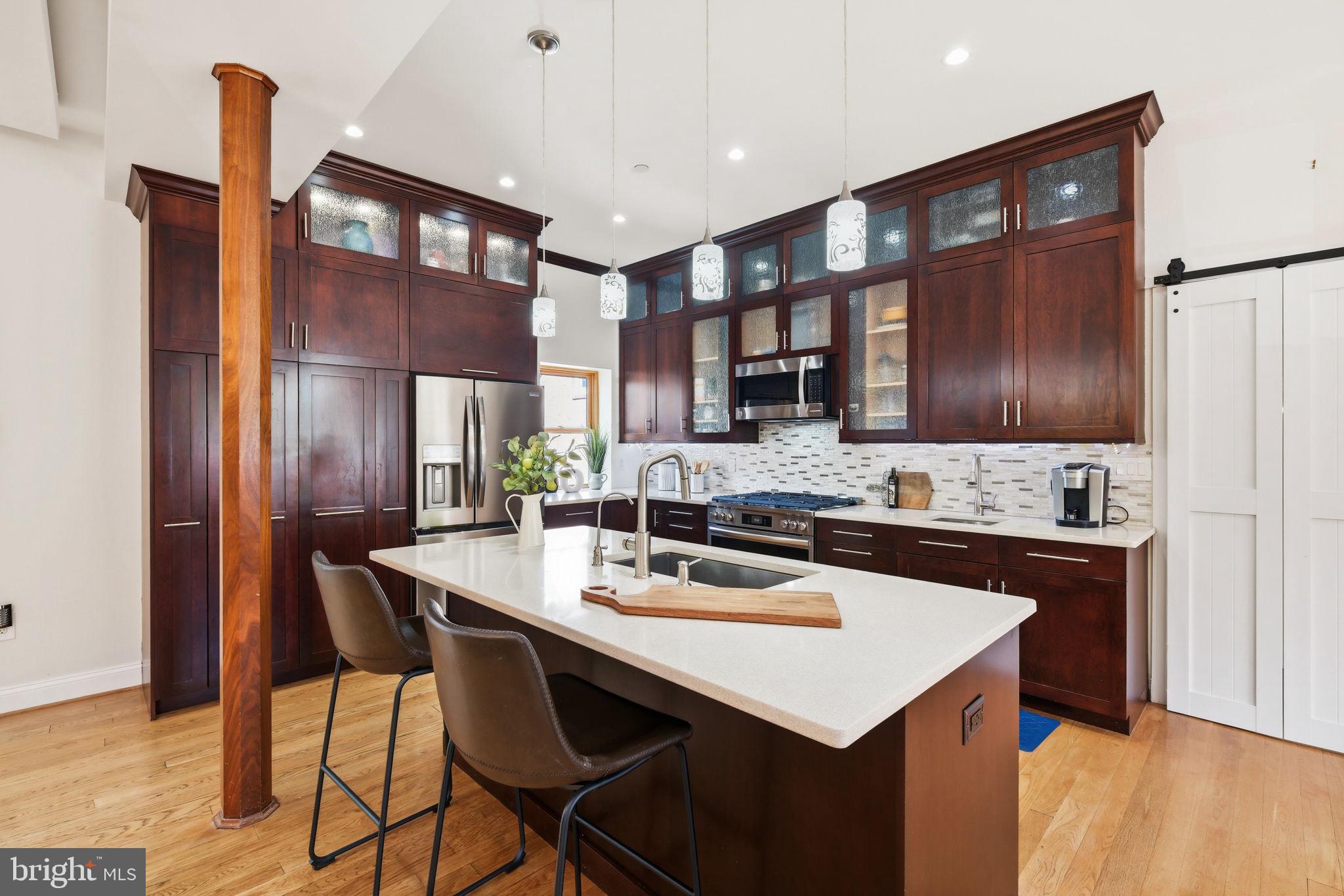 KENTLANDS GATEHOUSE - Residential