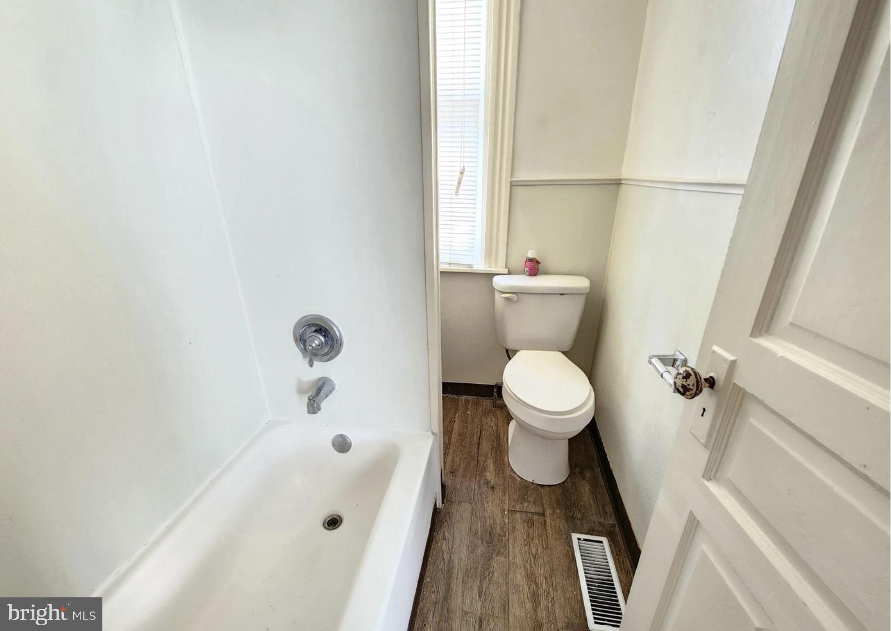 LANCASTER - Residential
