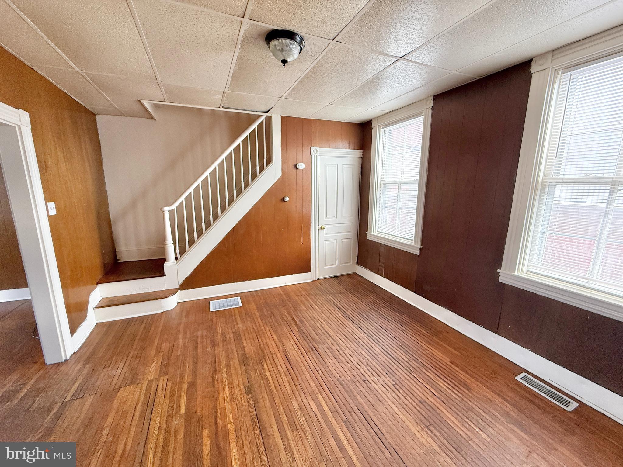LANCASTER - Residential