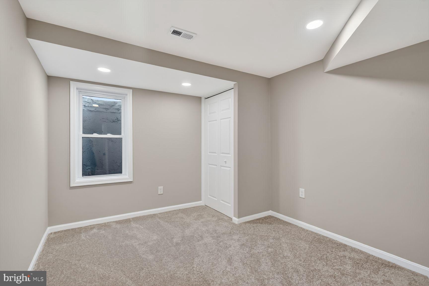 TAKOMA PARK - Residential