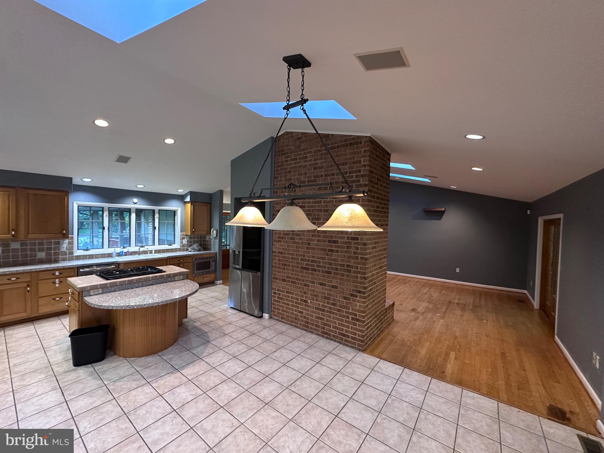 SAGAMORE FOREST - Residential