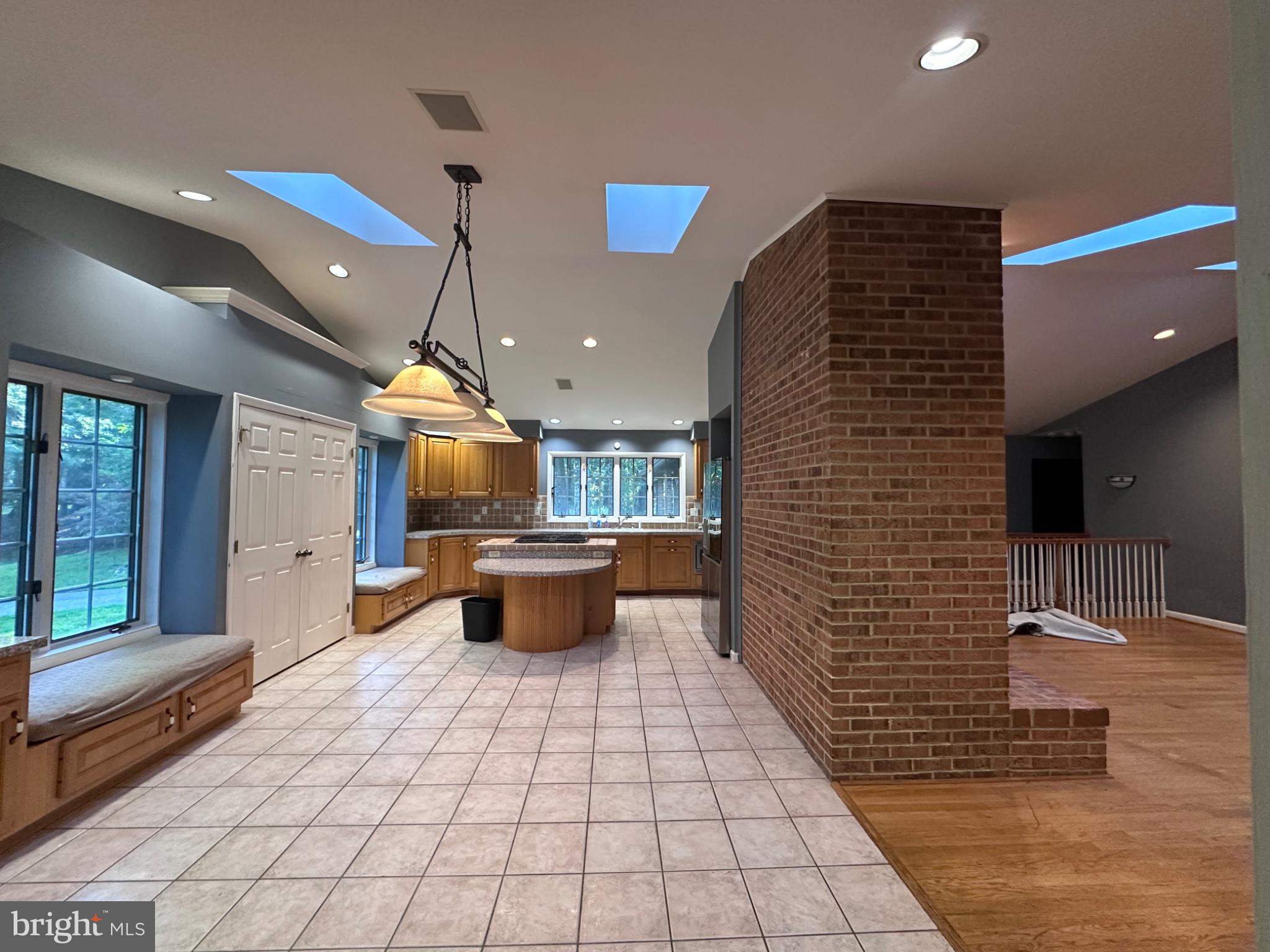 SAGAMORE FOREST - Residential