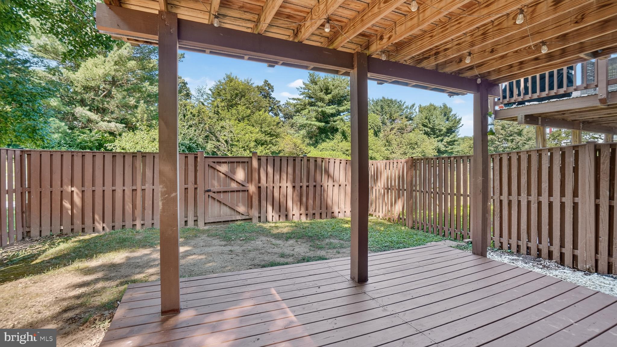 TOWNES AT WALDEN - Residential