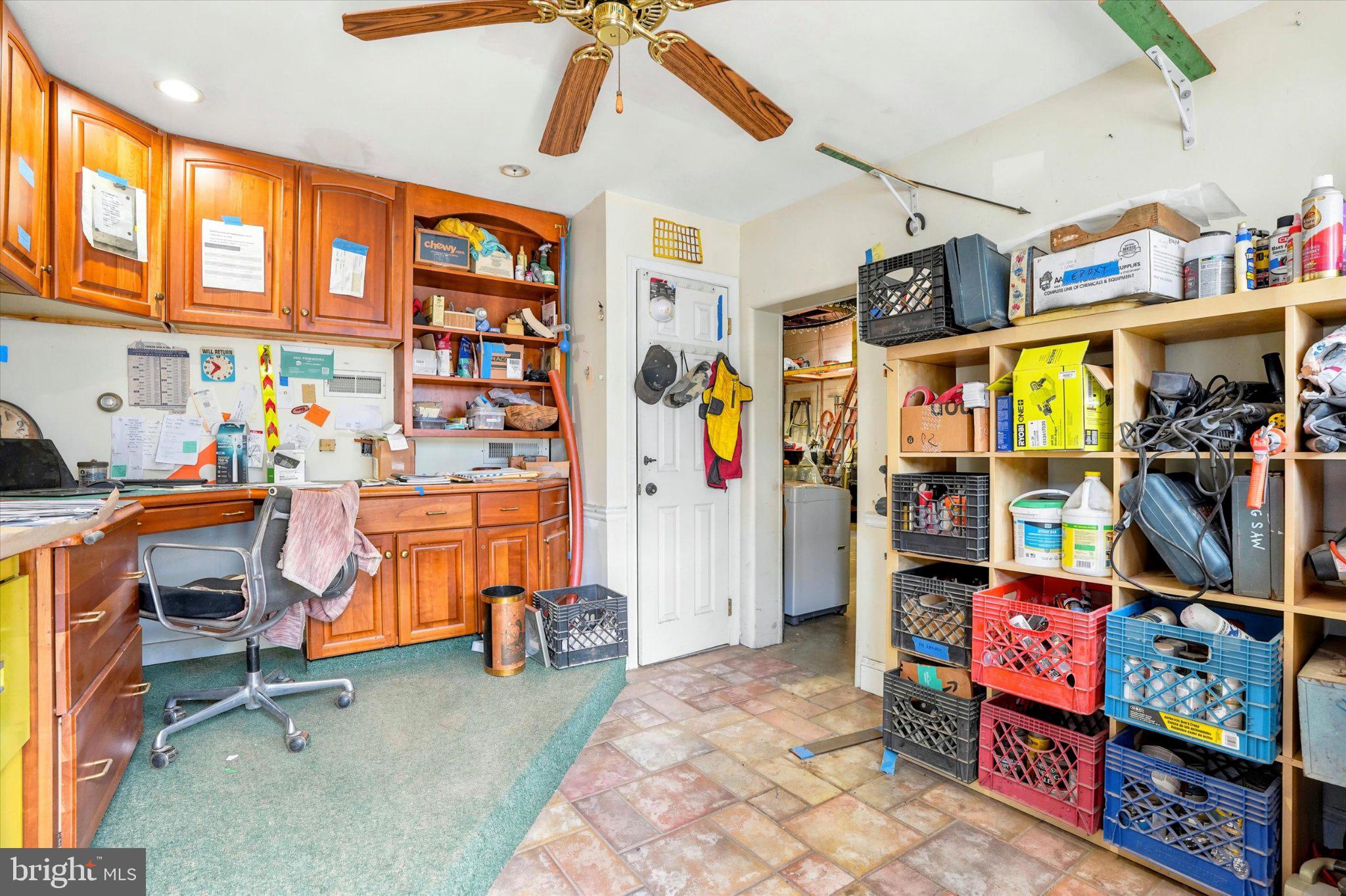 PORT RICHMOND - Commercial Sale