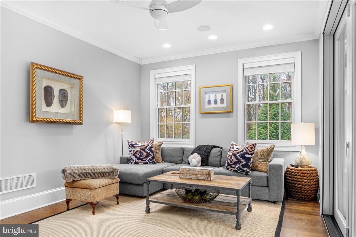 SOLEBURY - Residential
