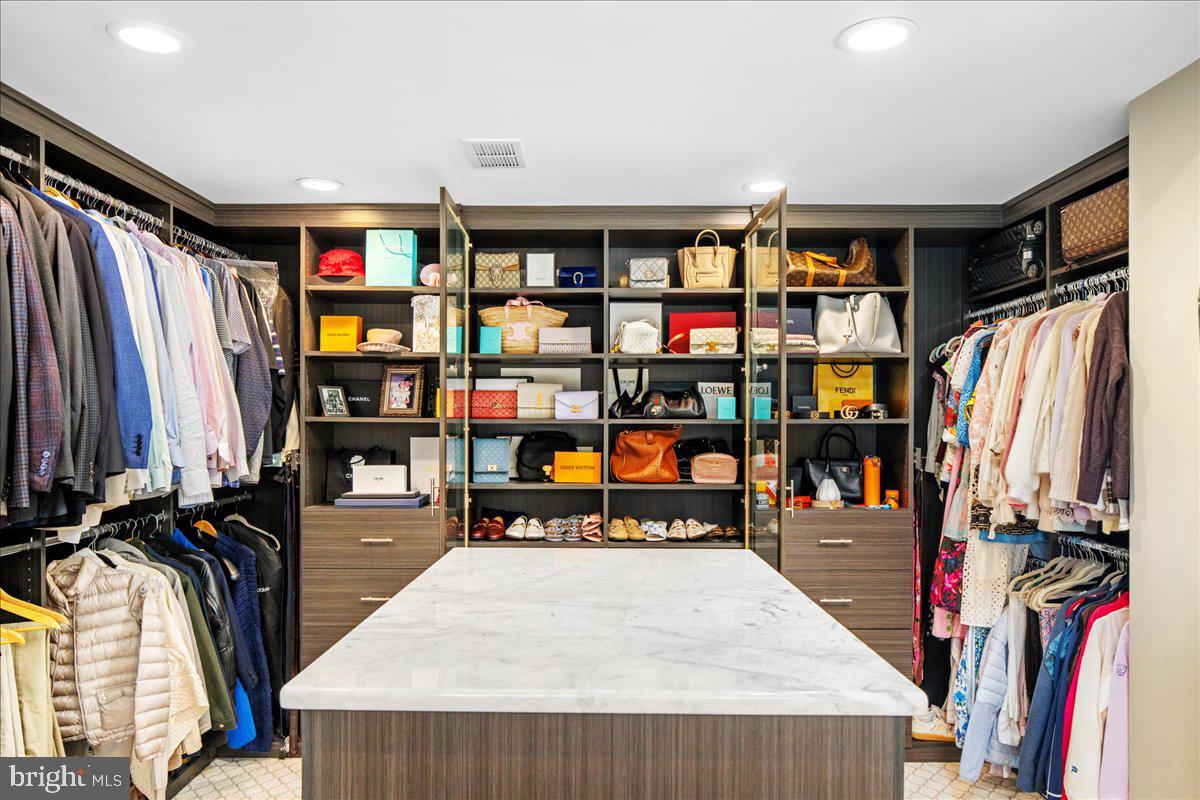 SOLEBURY - Residential