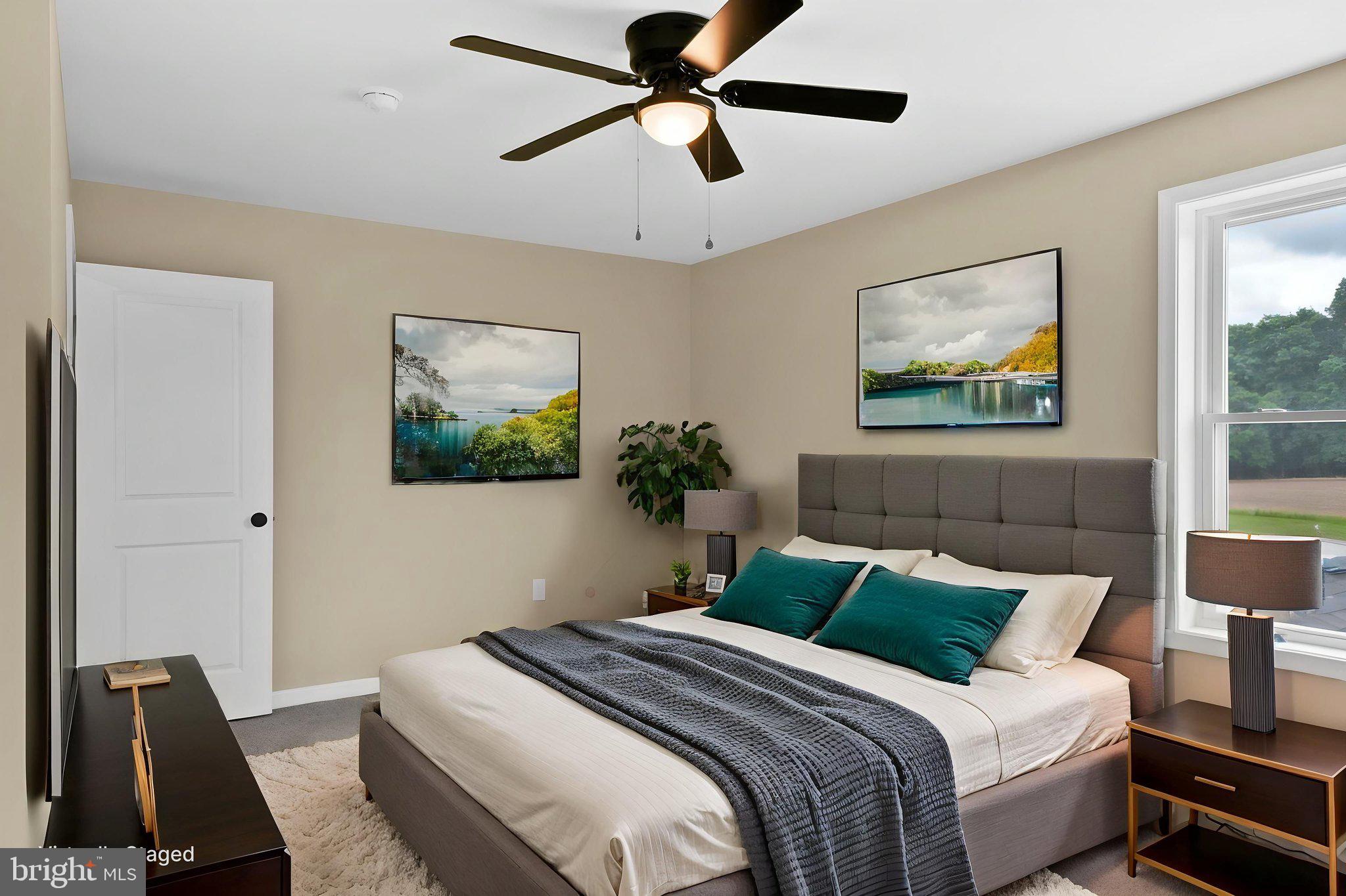 COLONIAL RIDGE - Residential