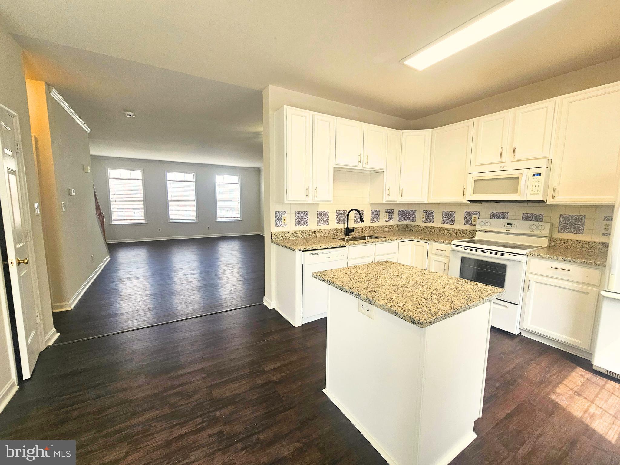 HEATHER HILLS/BRIGHTFLD - Residential Lease